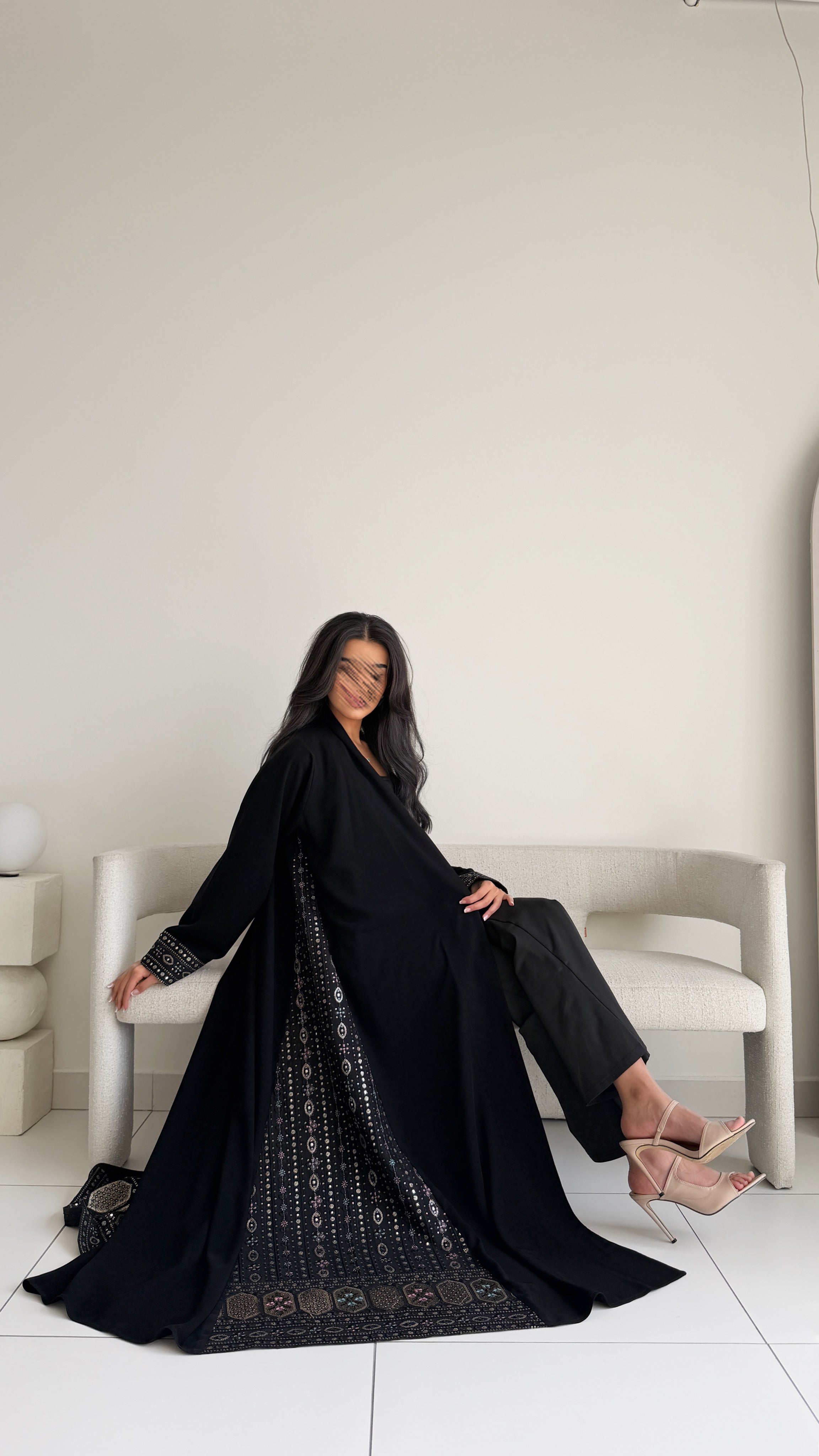 MWT5036 -قماش كريب اسود مع تطريز رمضاني قصة كلوش - Aya