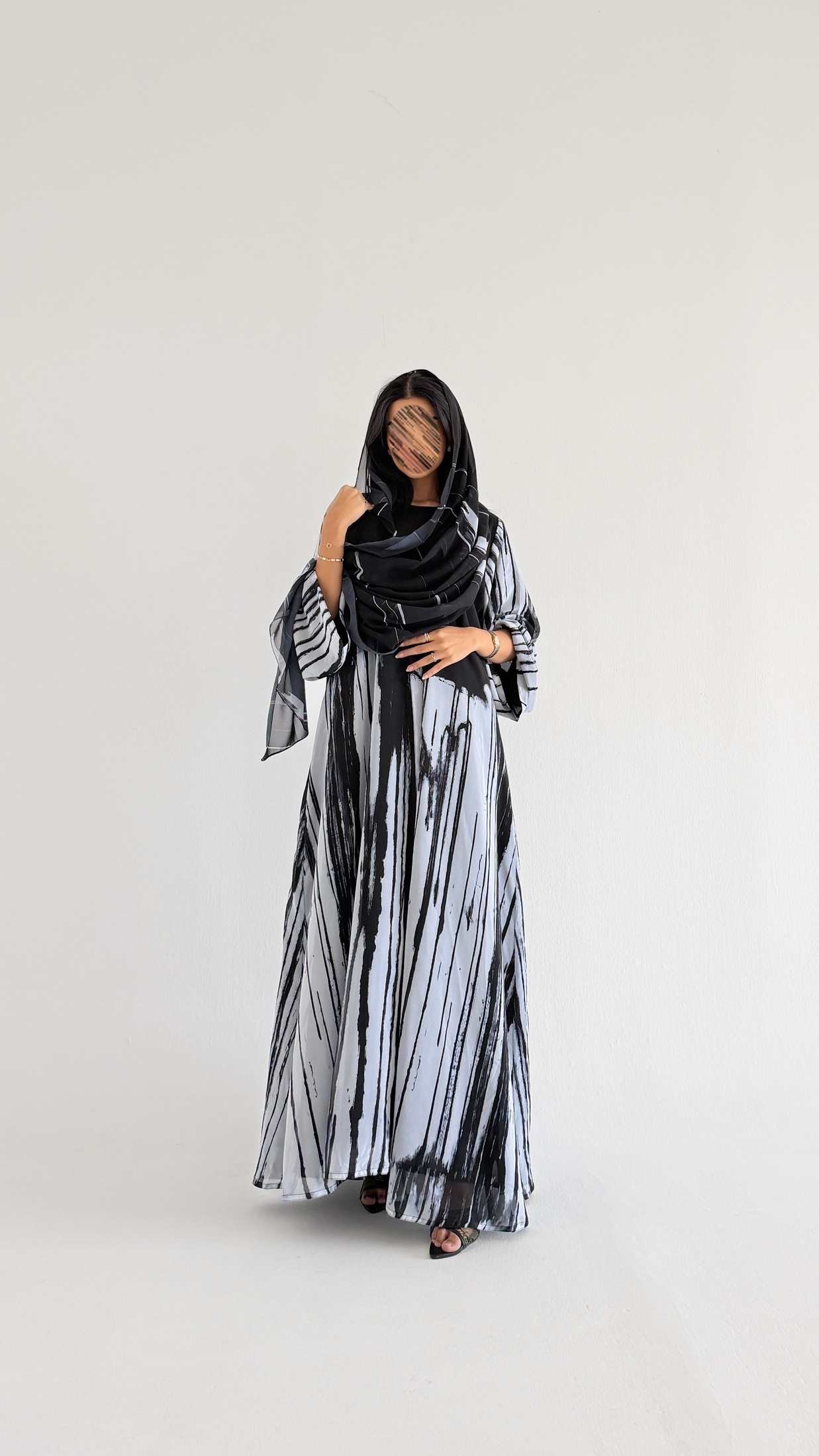 MWT1076 - عباية طباعة | Printed Abaya - Aya