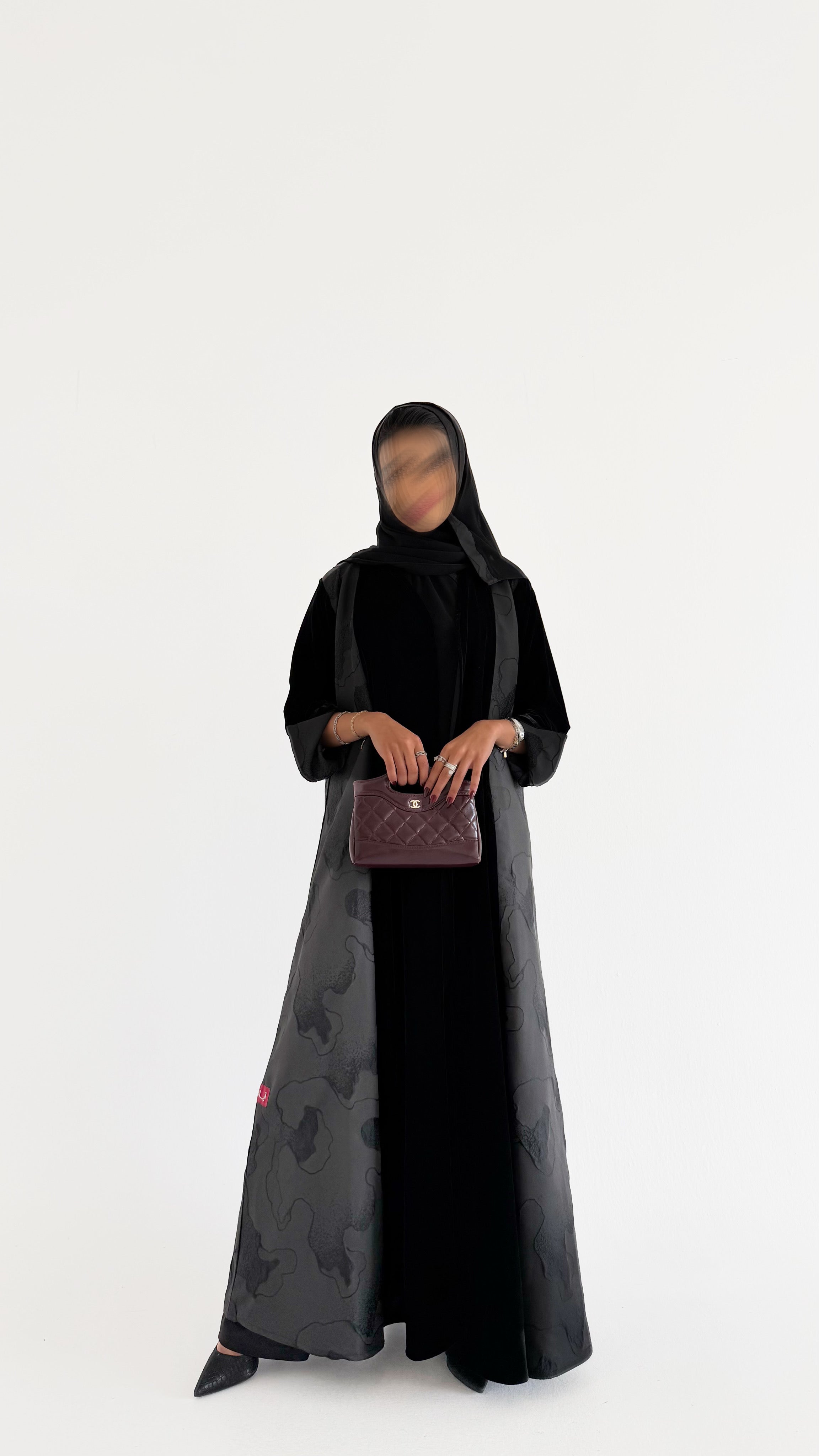 MWT587 - Velvet abaya with black jacquard | عباية مخمل مع جاكار أسود - Aya