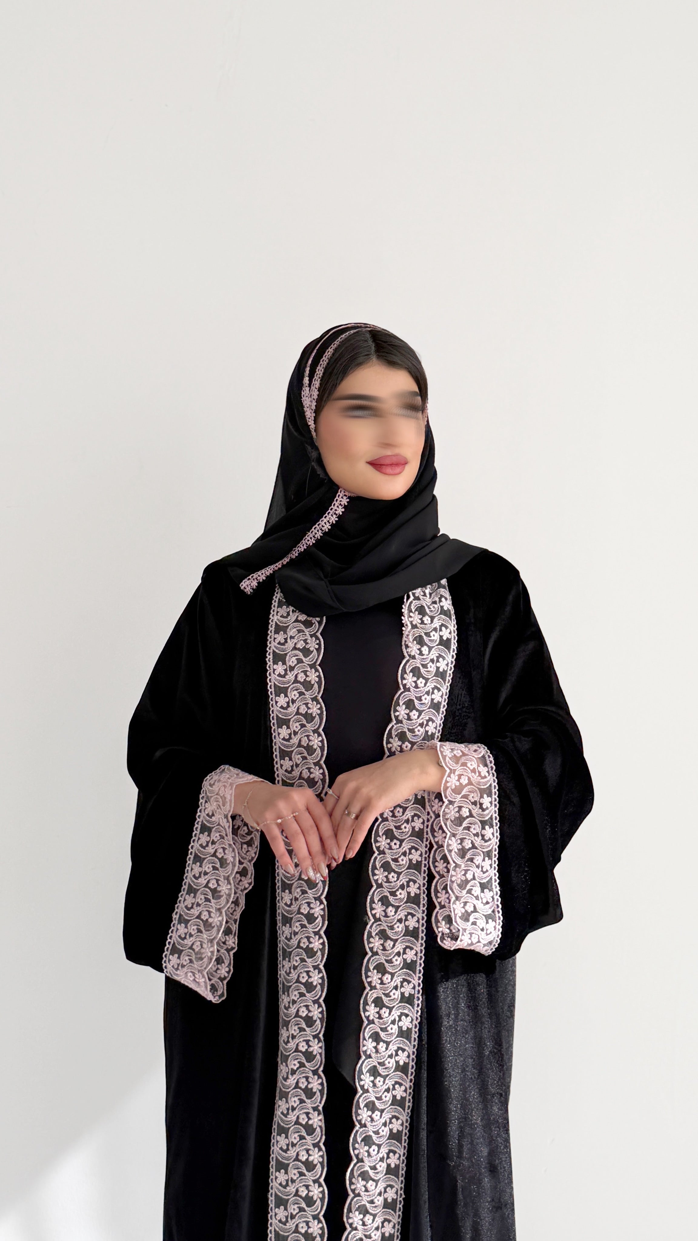 MW645 - Light Crepe Standing with Jacquard Half-Cloche