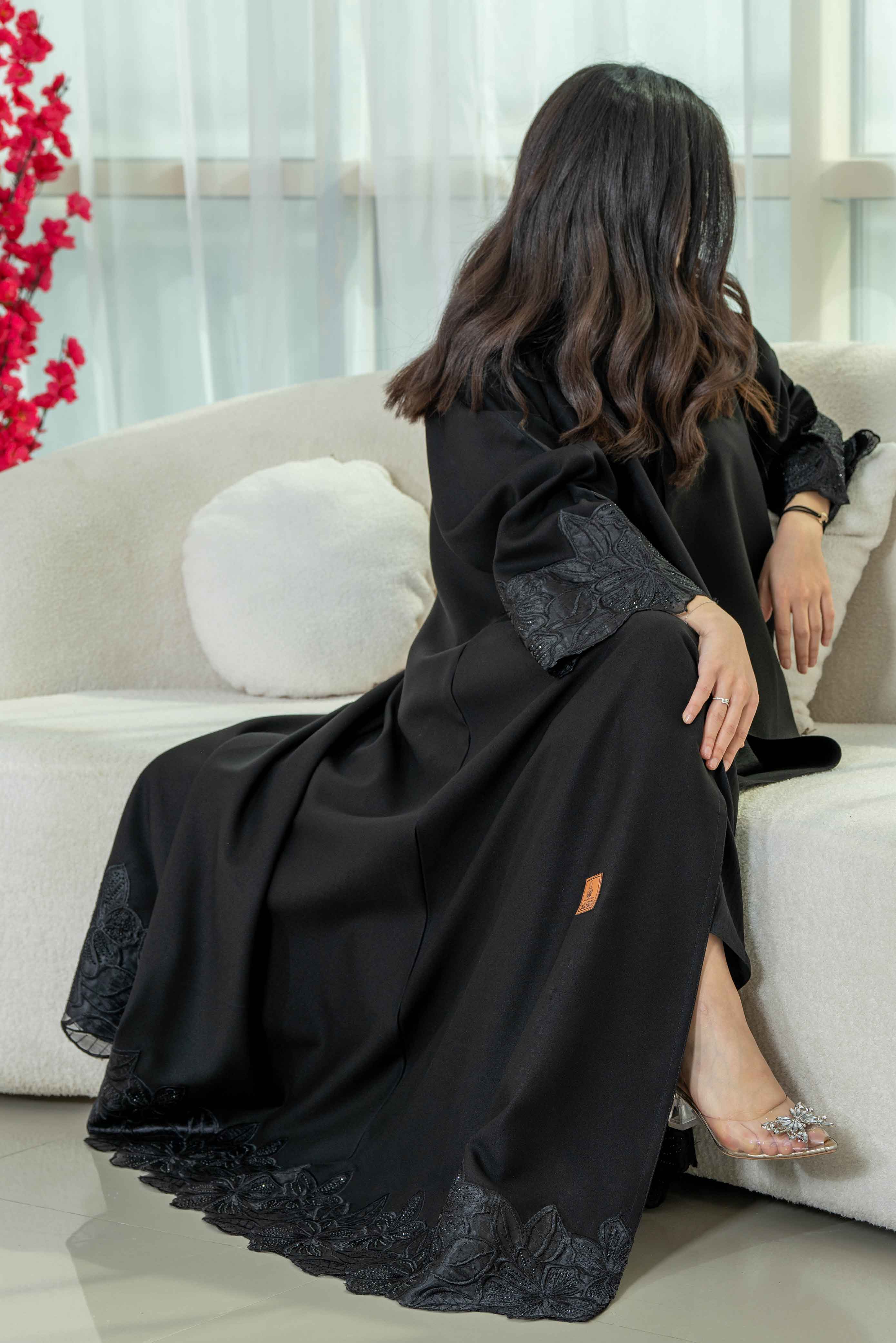 MWT4263 - عباية كلوش بتطريز مع كرستال - Aya