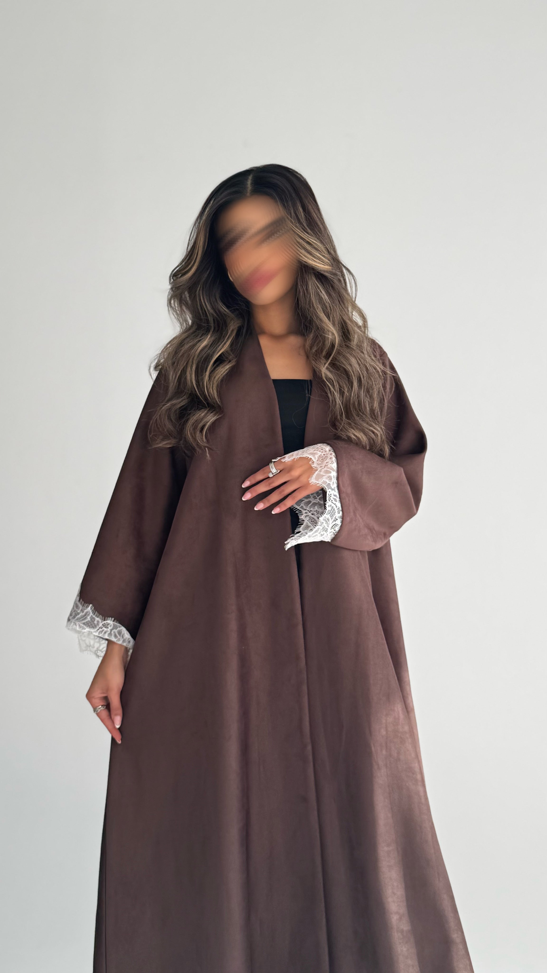 MWT800 - عباية شامواه بني مع دانتيل ابيض - Aya