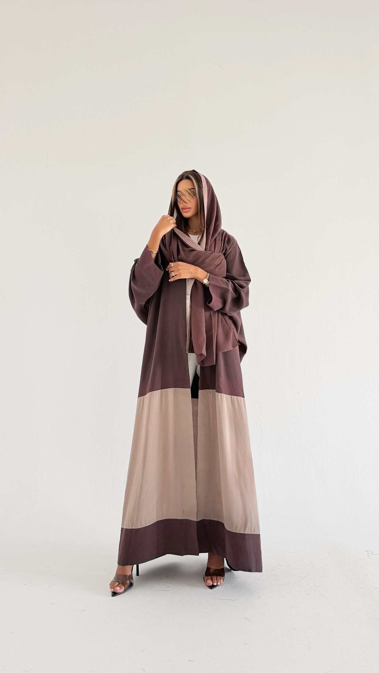 MWT1536 عباية تطريز بالامام - Aya