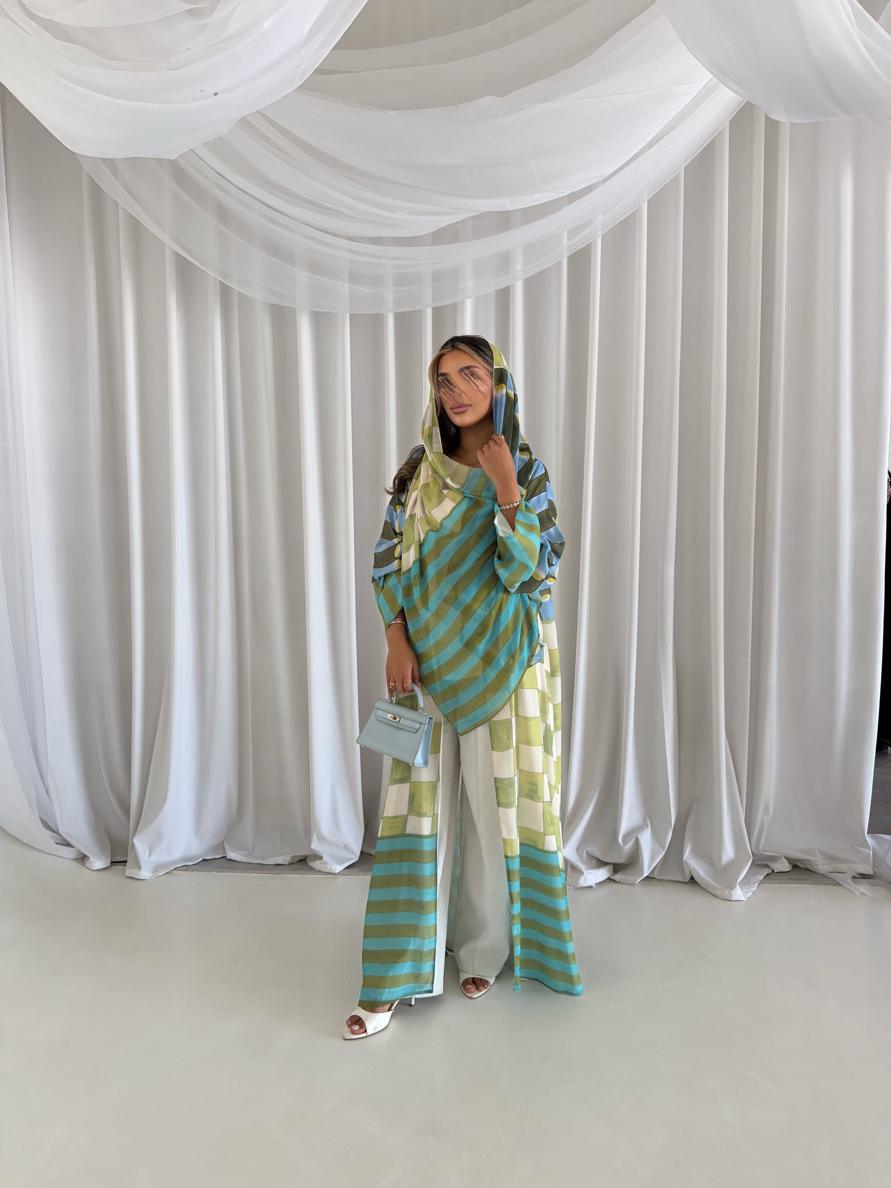 MWT2110 - عباية طباعة صيفية Summer Printed Abaya
