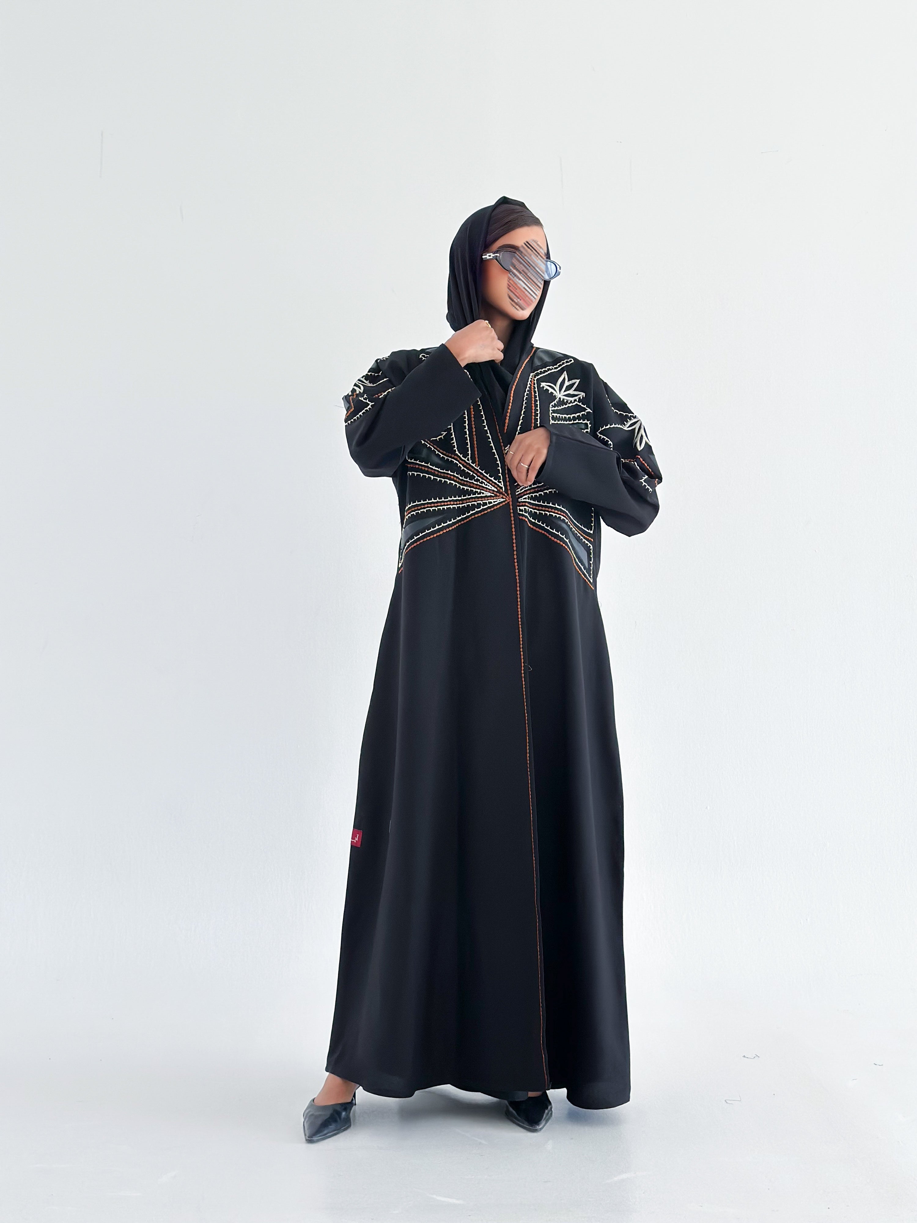 MW645 - Light Crepe Standing with Jacquard Half-Cloche