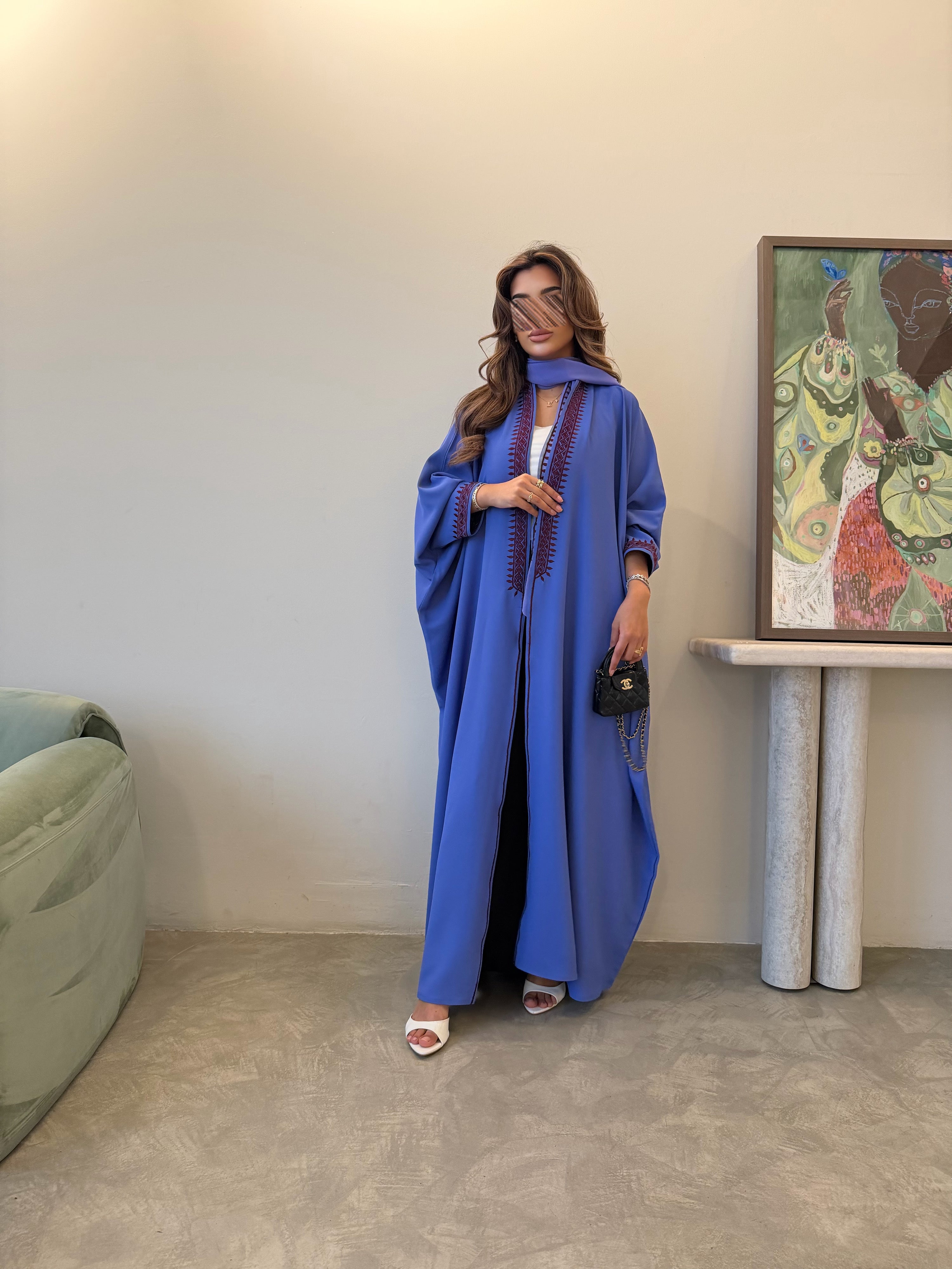 MWT5063 - قماش كريب بنفسجي مع تطريز من الأمام والأكمام والطرحه - Aya