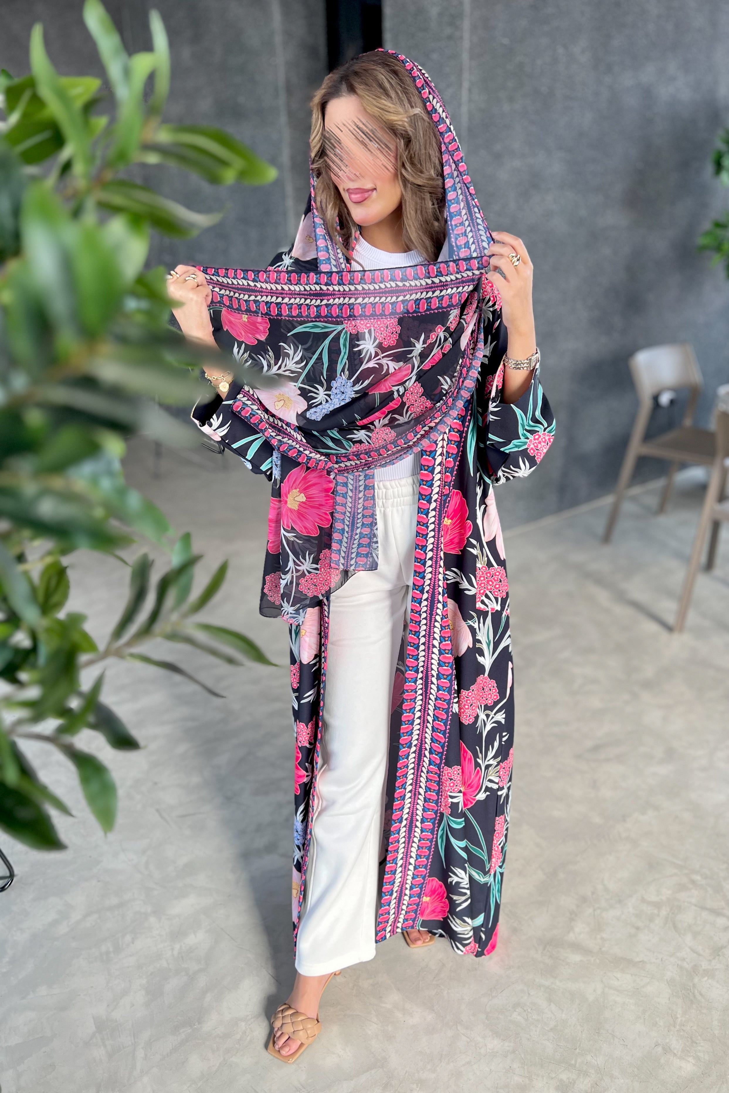 MWT475  - عباية سودا طباعة - Aya