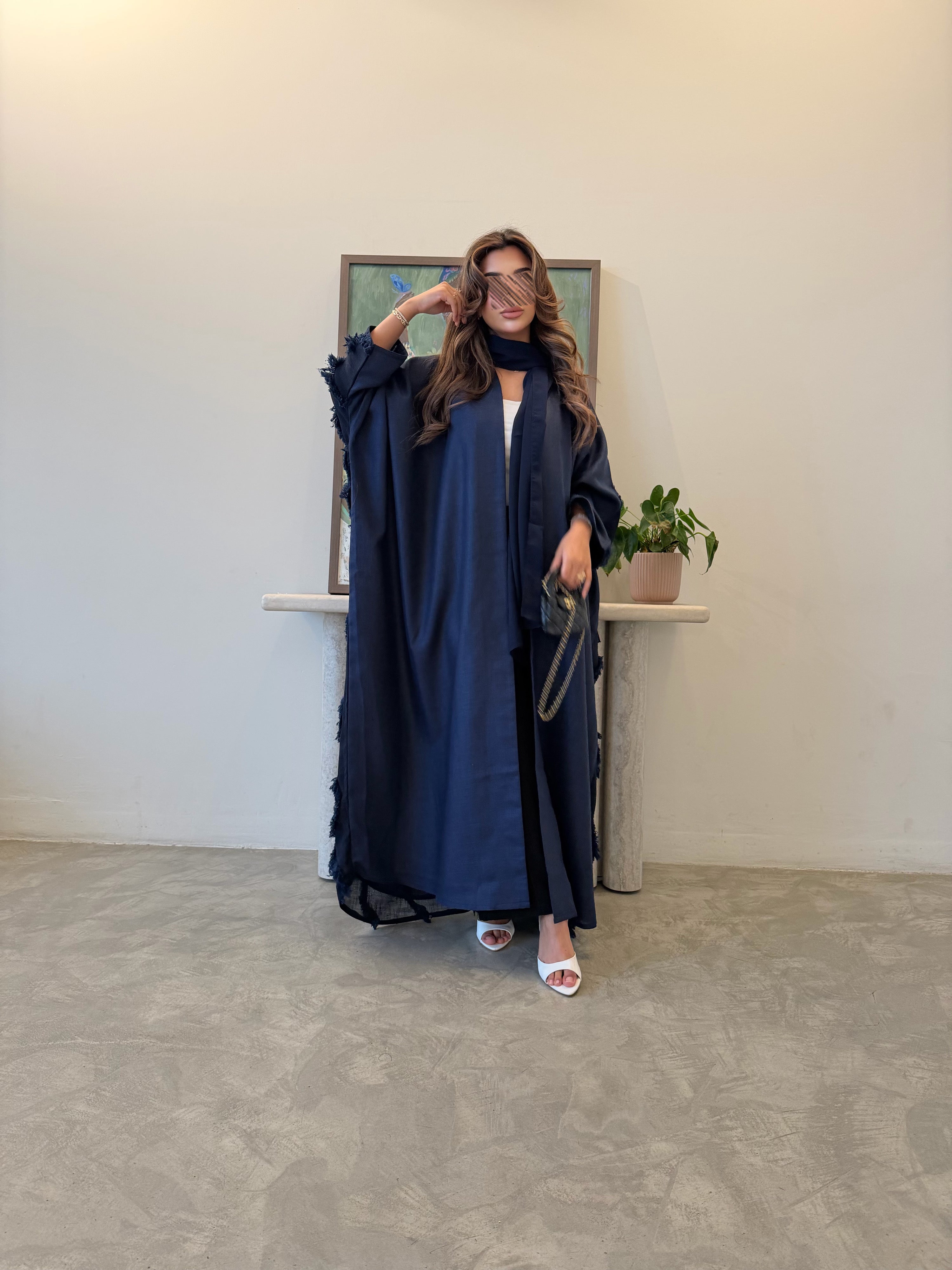 MWT5041 - قماش لينن كحلي ساده من الأمام مع كحلي هدب من الخلف قص نص كلوش - Aya