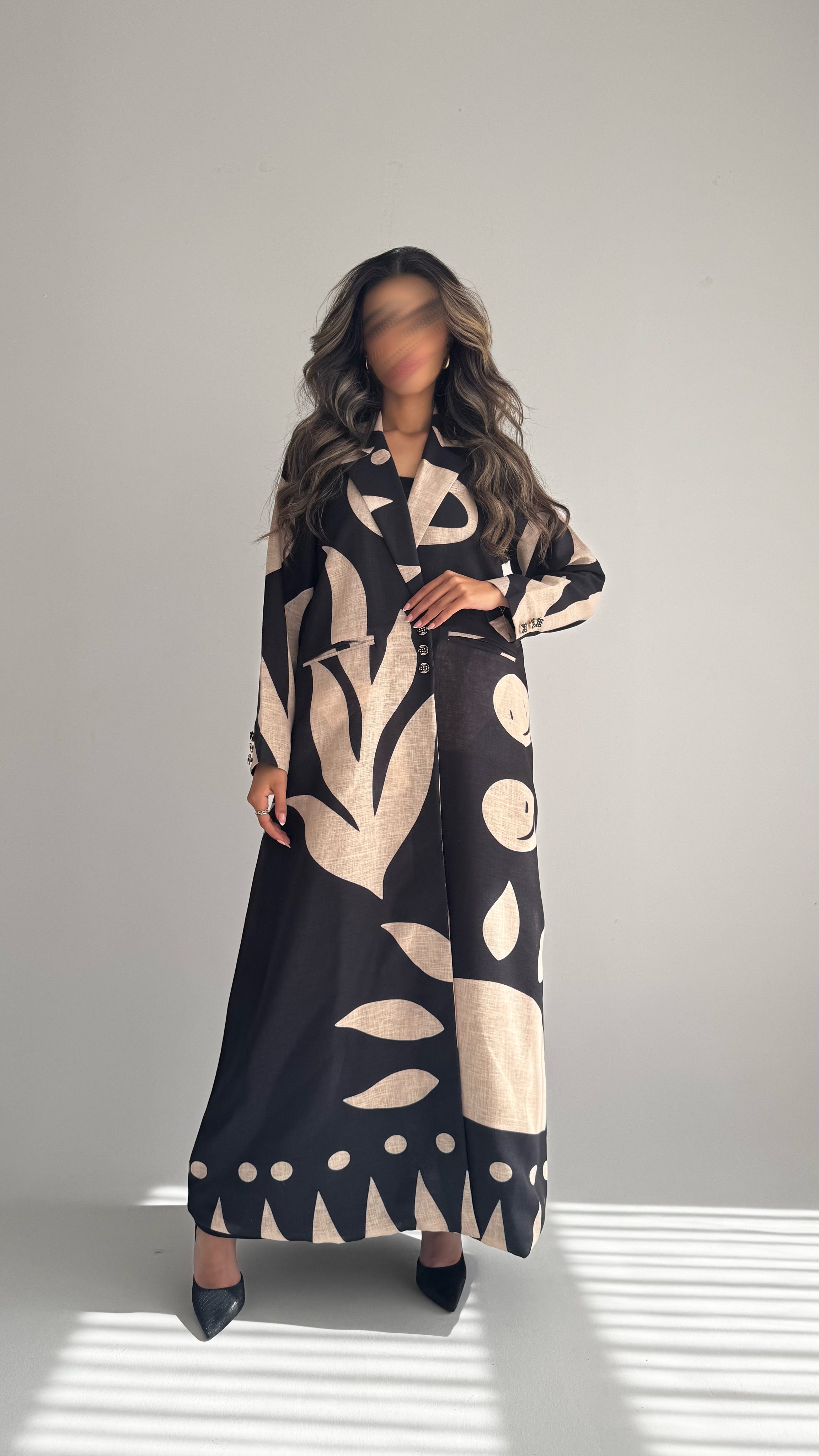 MWT837 - عباية بليزر طباعة | Printed Blazer Abaya - Aya