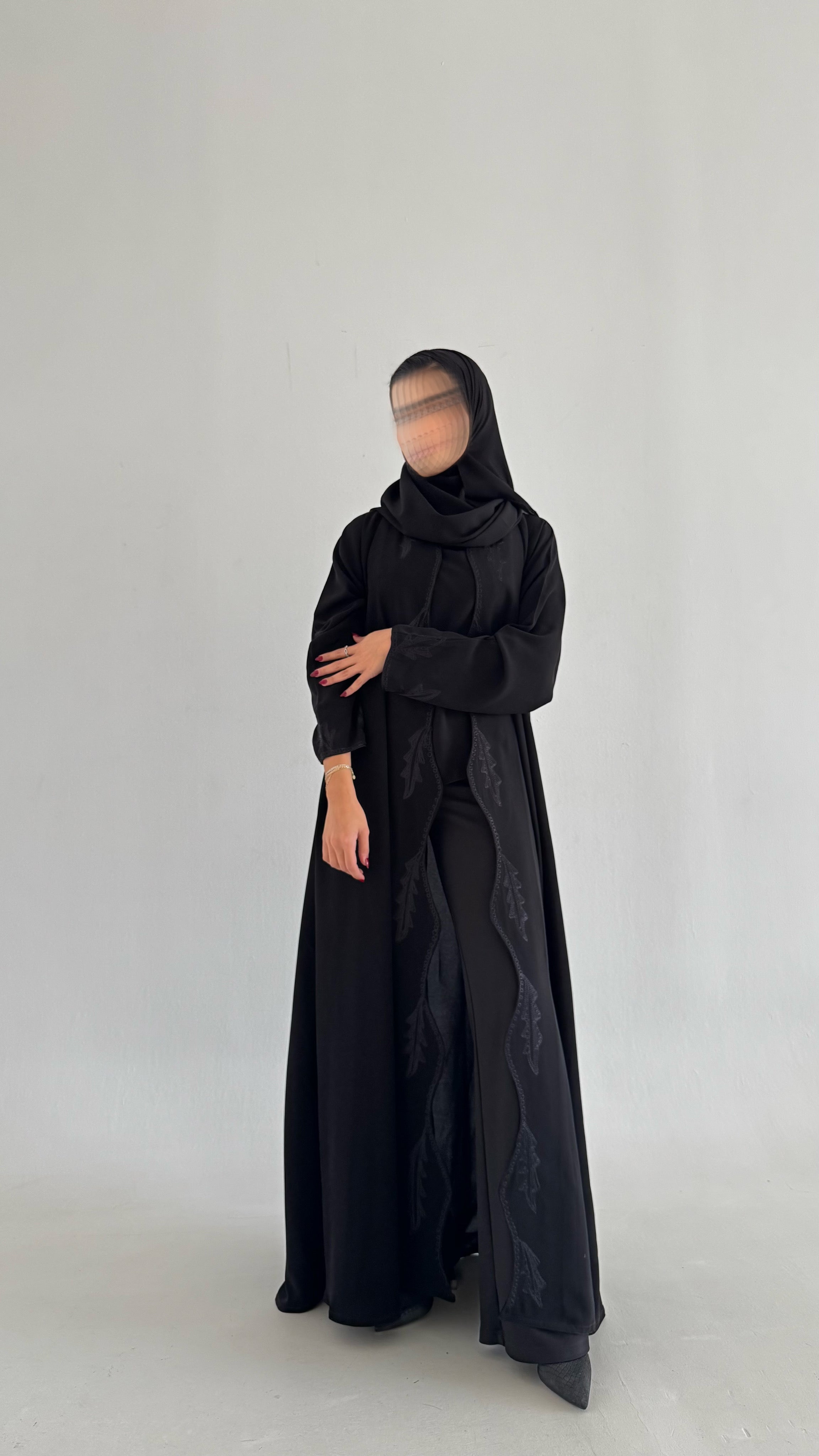 MWT377 -عباية اسود تطريز - Aya