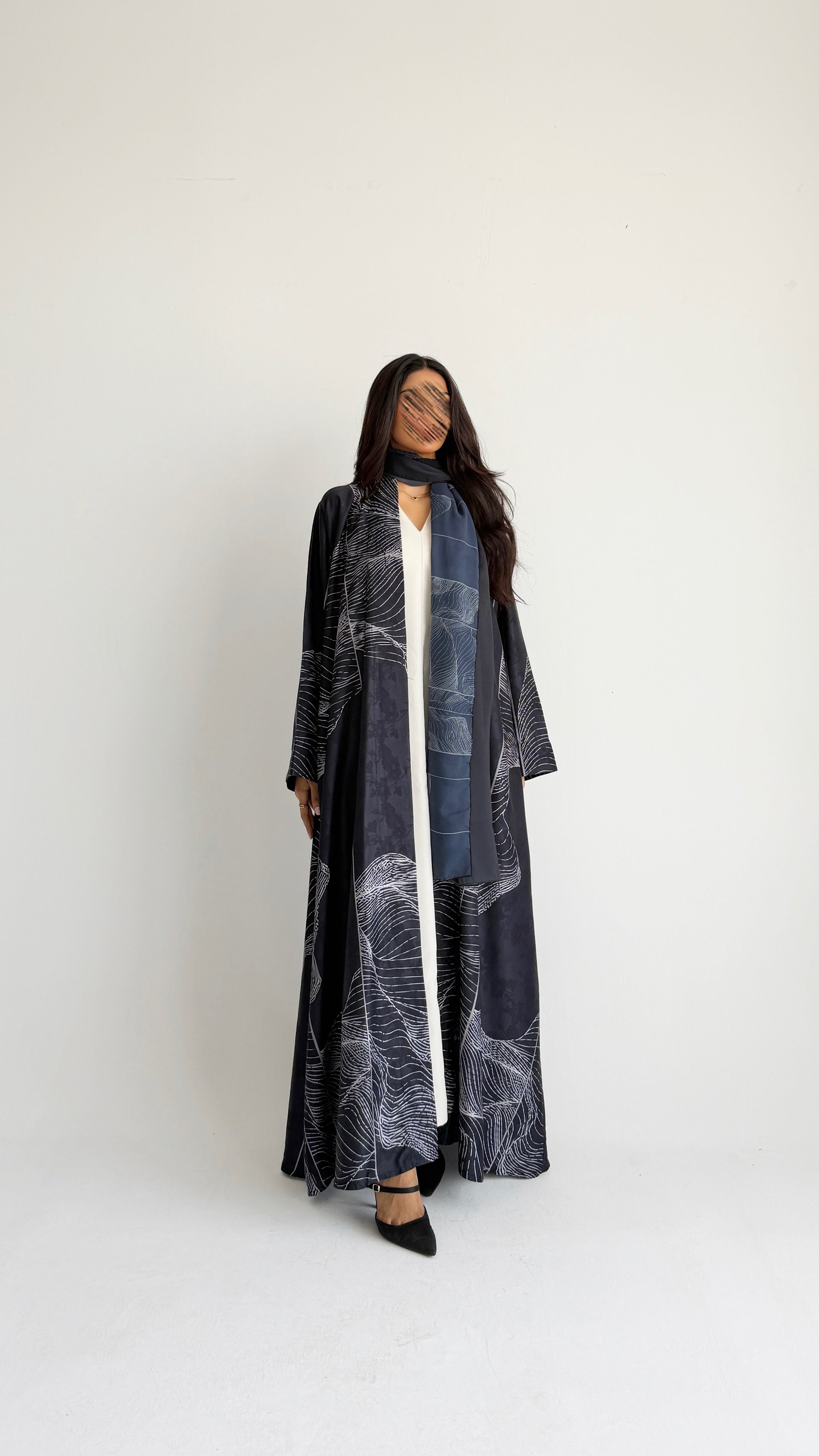 MWT1435 عباية طباعة | Printed Abaya - Aya