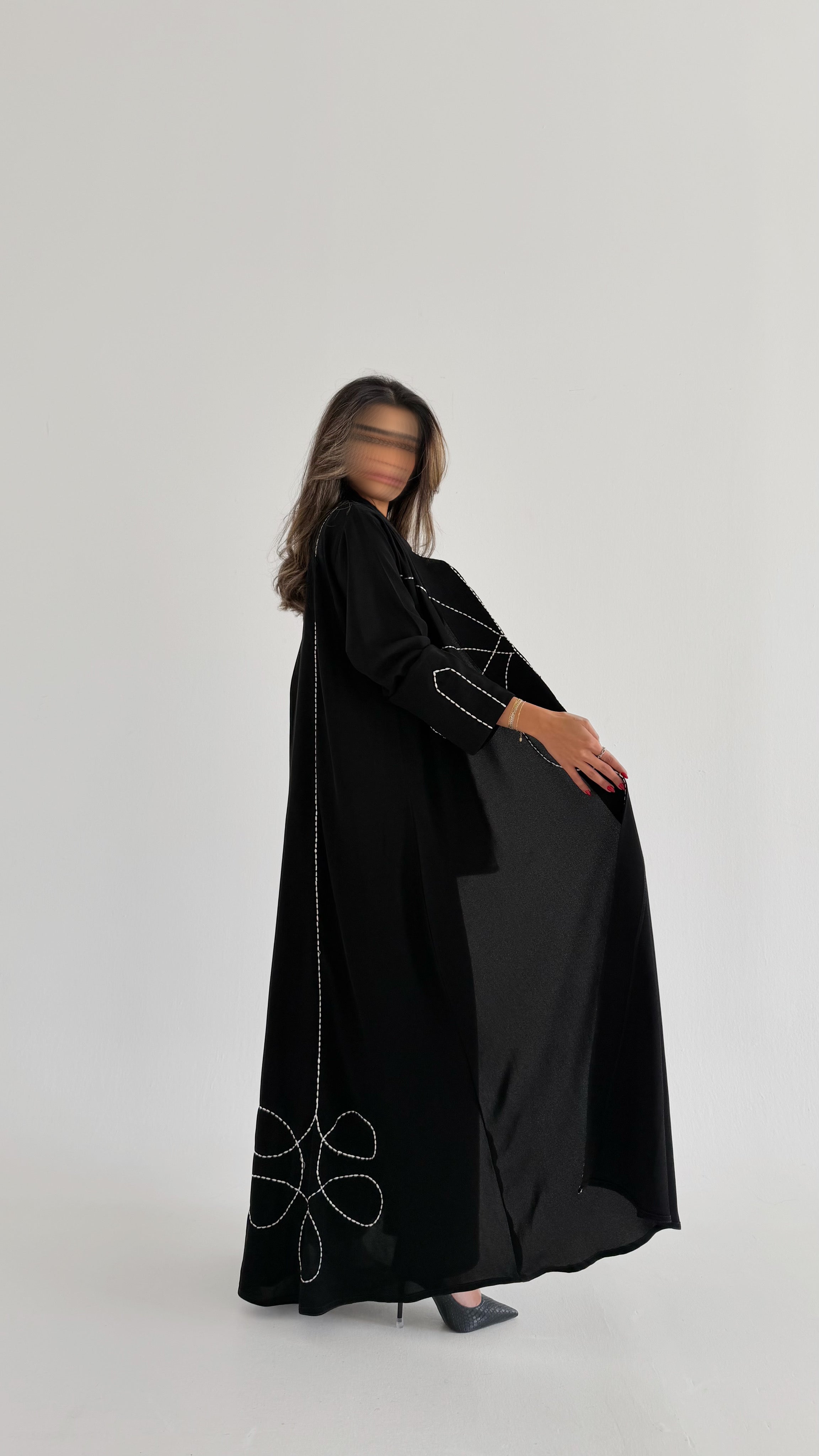 MW1683 - عباية ملكي تطريز يدوي - Aya