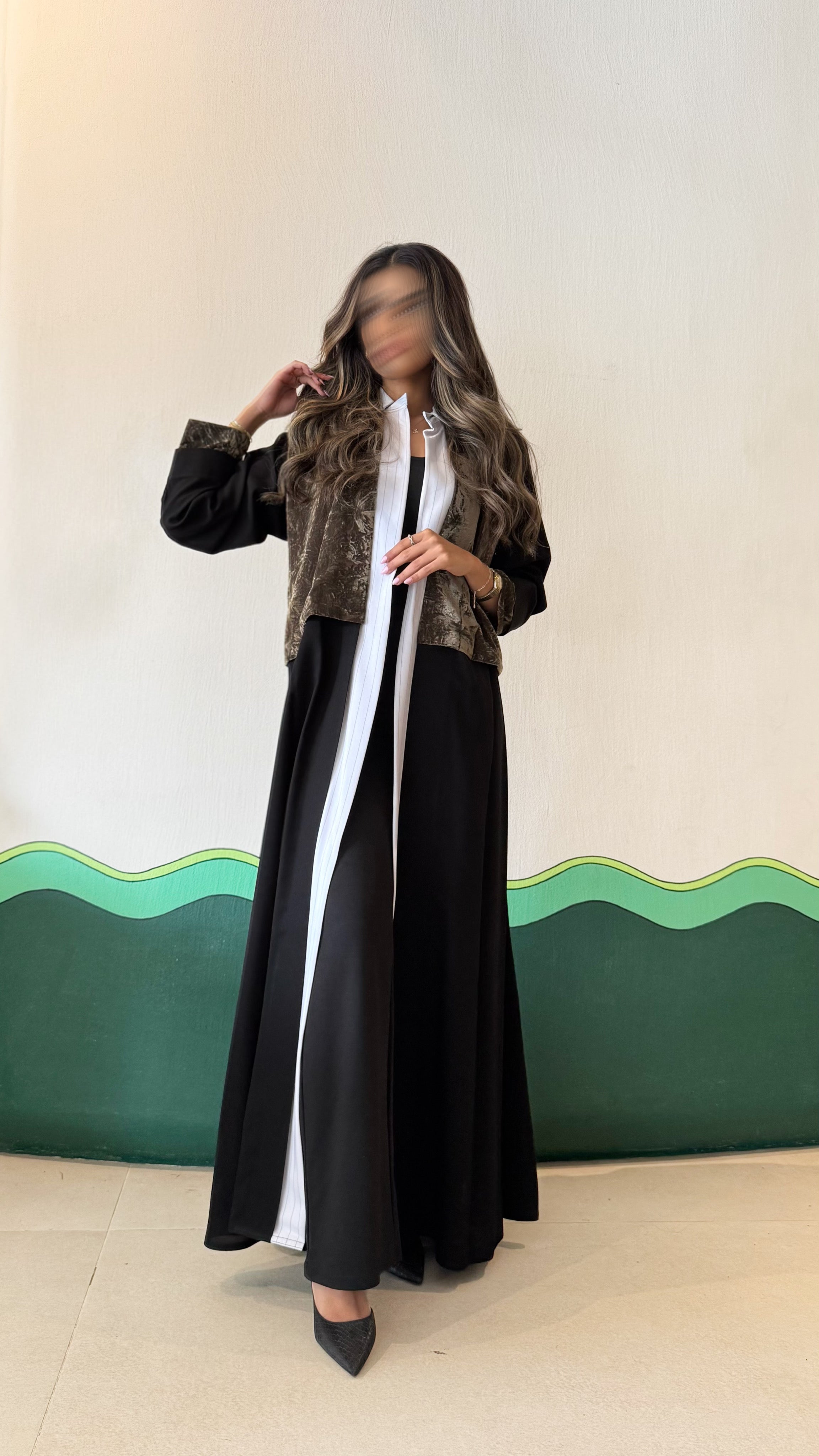 MW1743 - عباية بثلاث خامات بشكل سديري - Aya