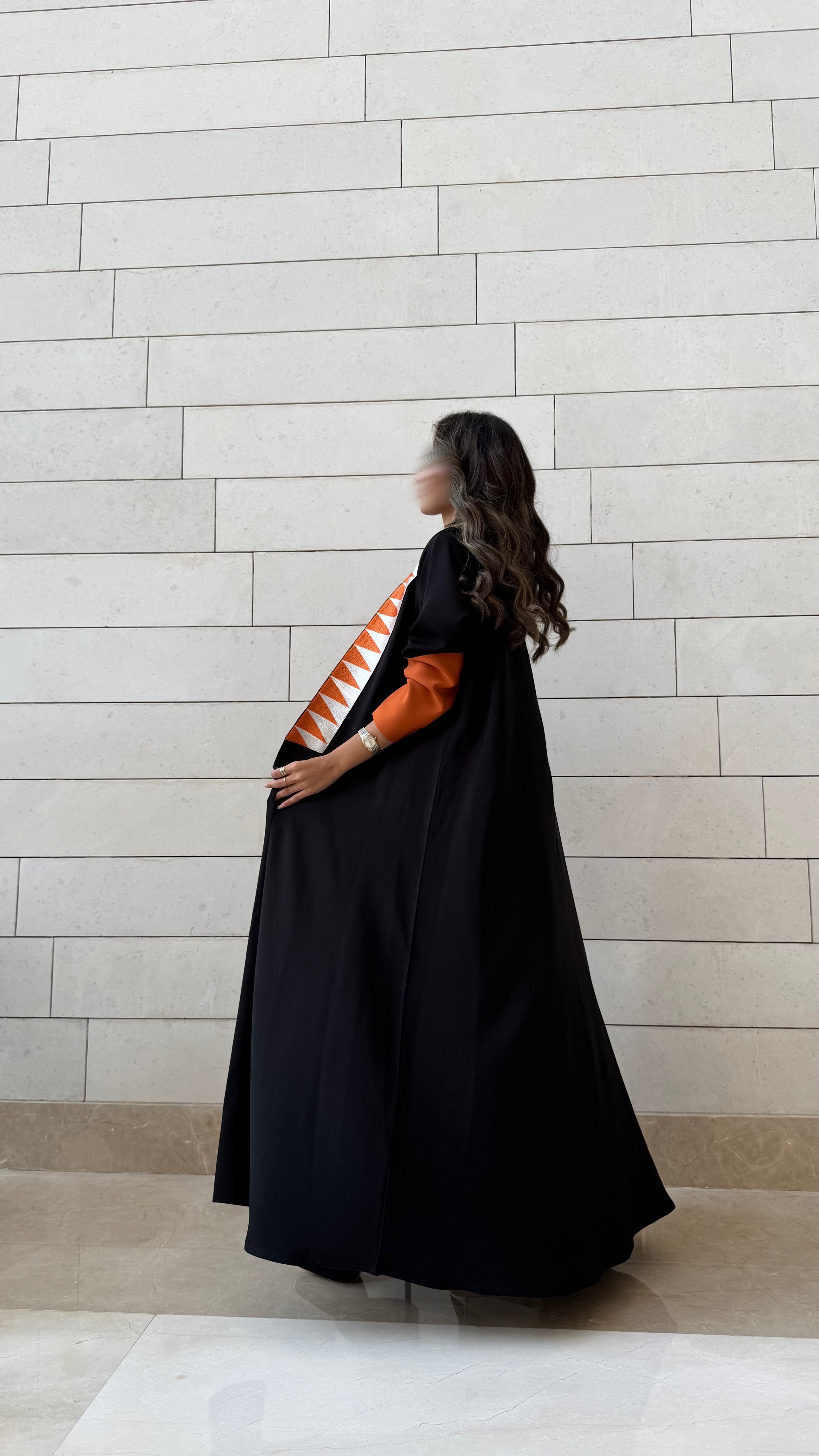 MW1591 -عباية سوداء بتطريز برتقالي | Black Abaya with Orange Embroidery