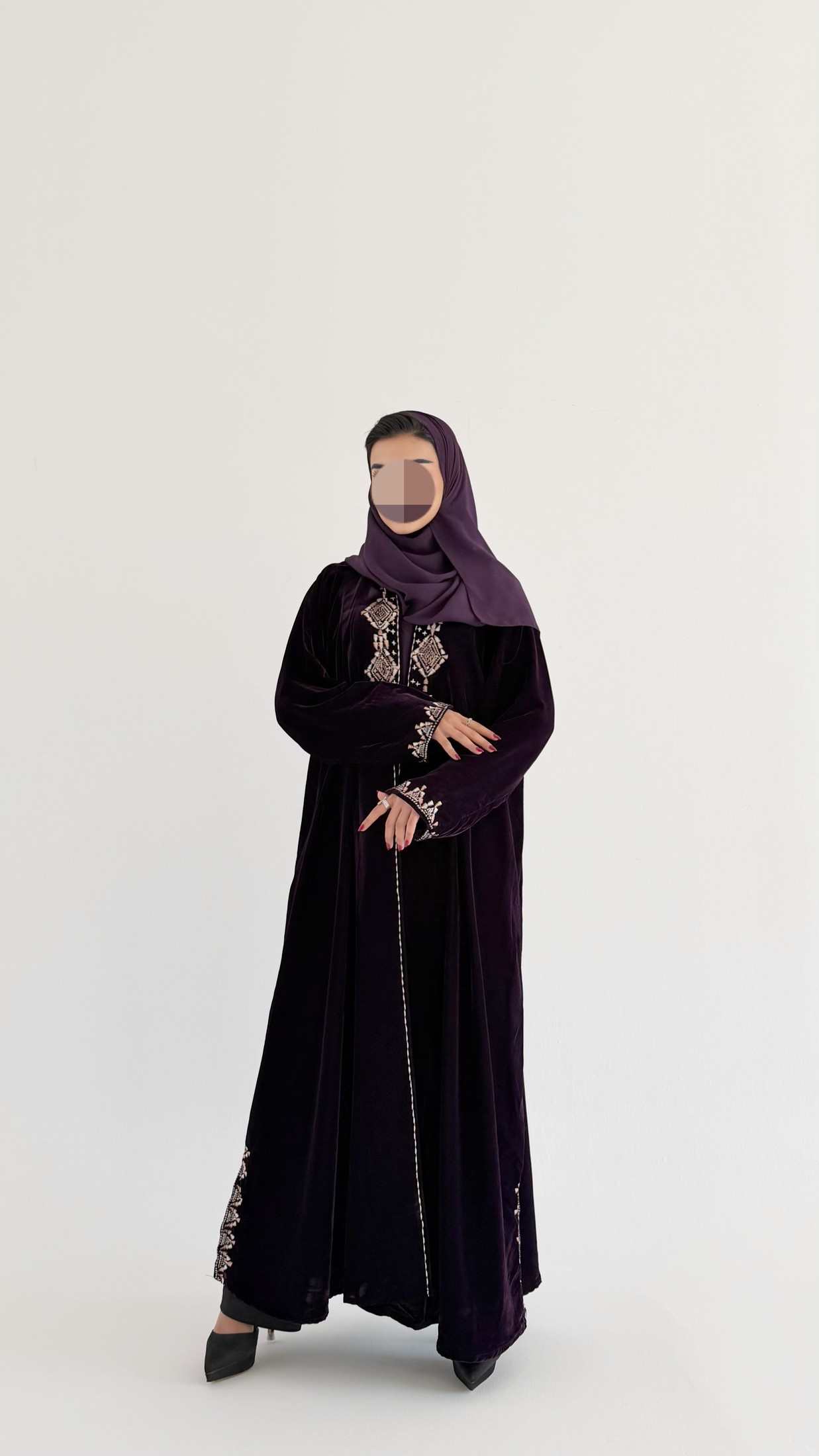 MWT685 - عباية تطريز موفي - Aya