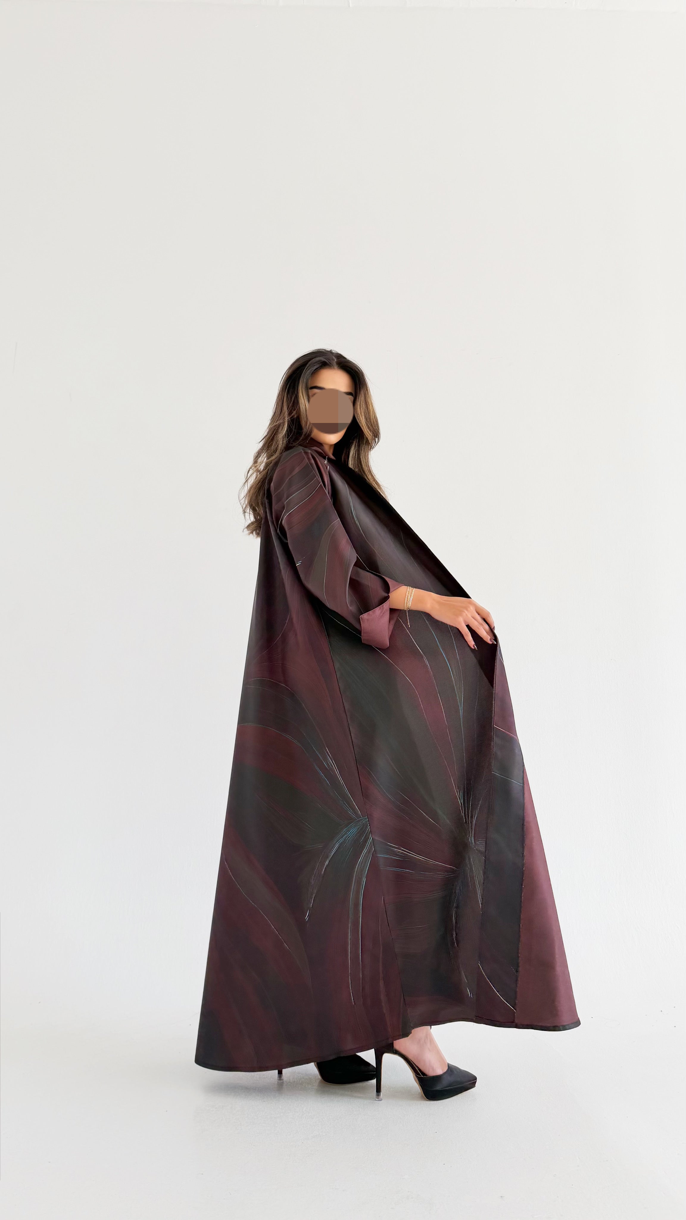 MWT386 - عباية اسود ملون - Aya