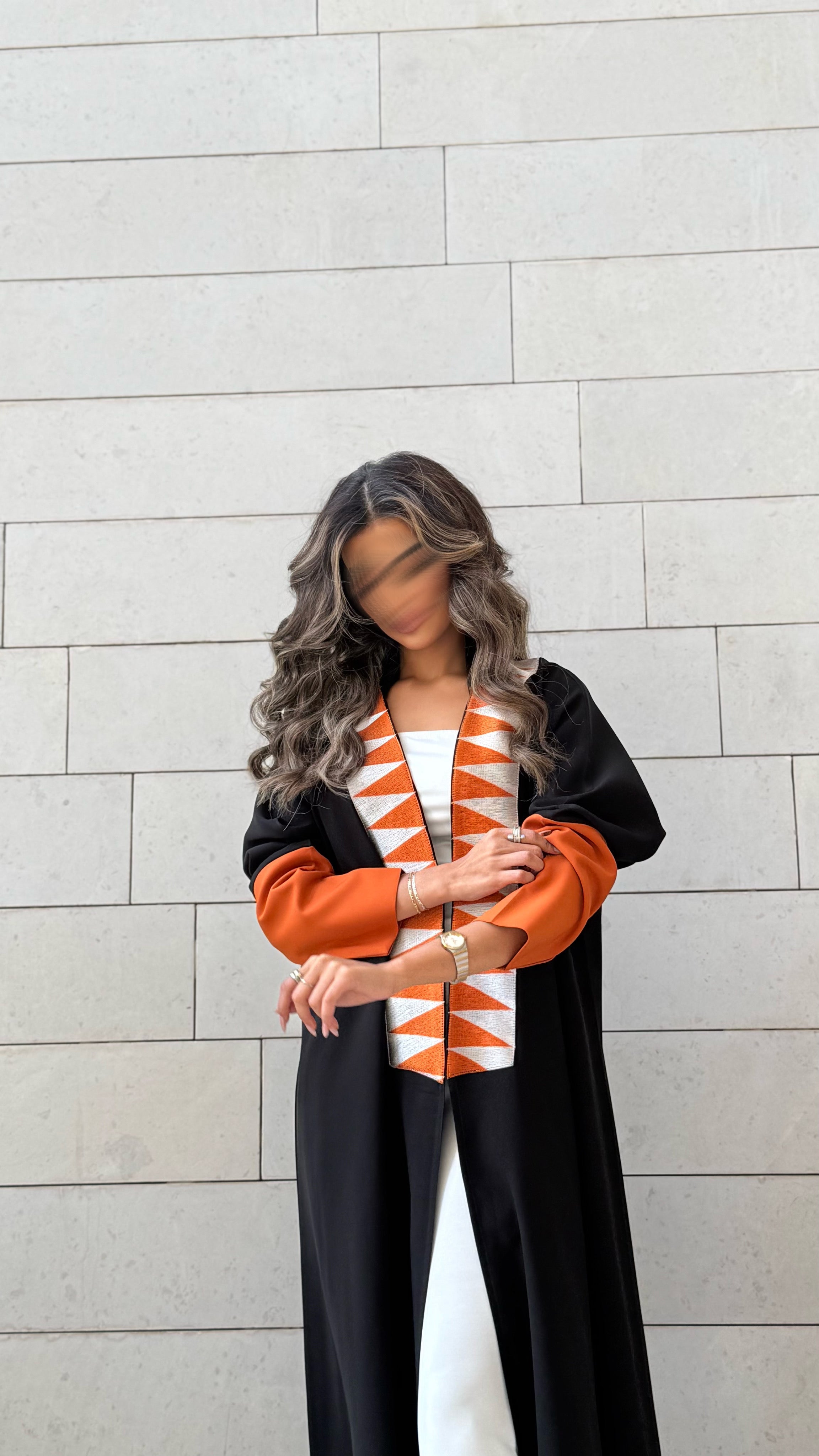 MW1591 -عباية سوداء بتطريز برتقالي | Black Abaya with Orange Embroidery