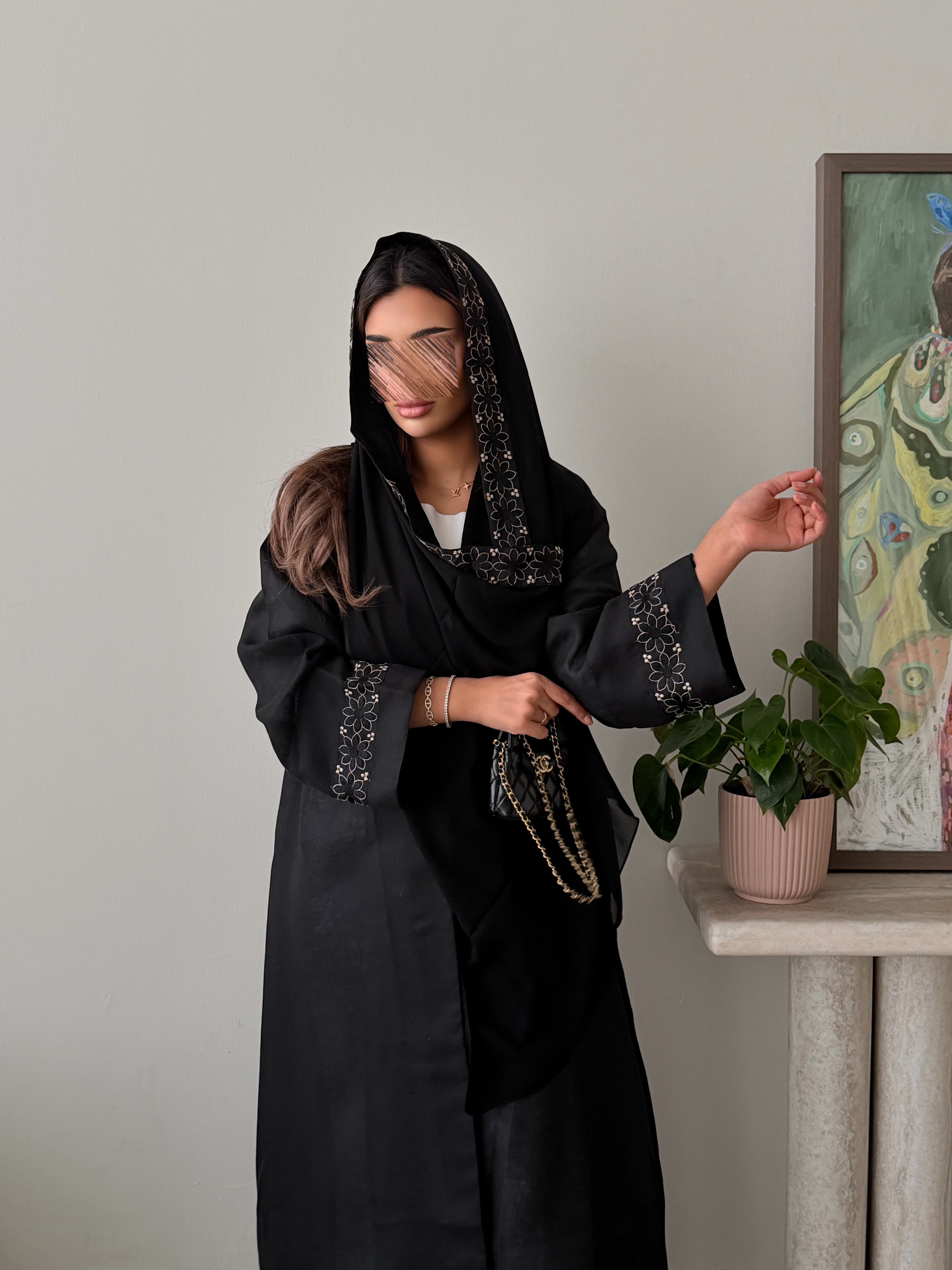 MWT5046 - قماش كريب اسود مع قماش لينن اسود مطرز قصة كلوش - Aya