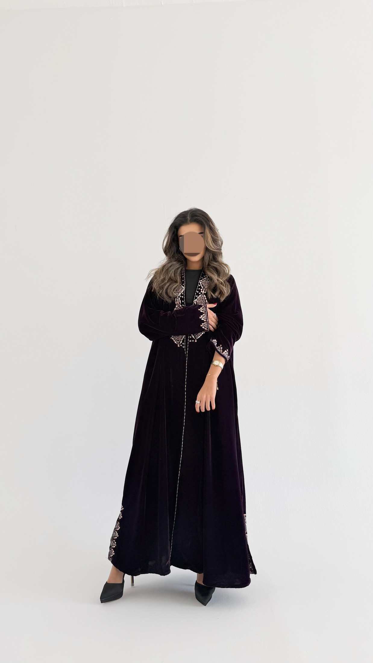 MWT685 - عباية تطريز موفي - Aya