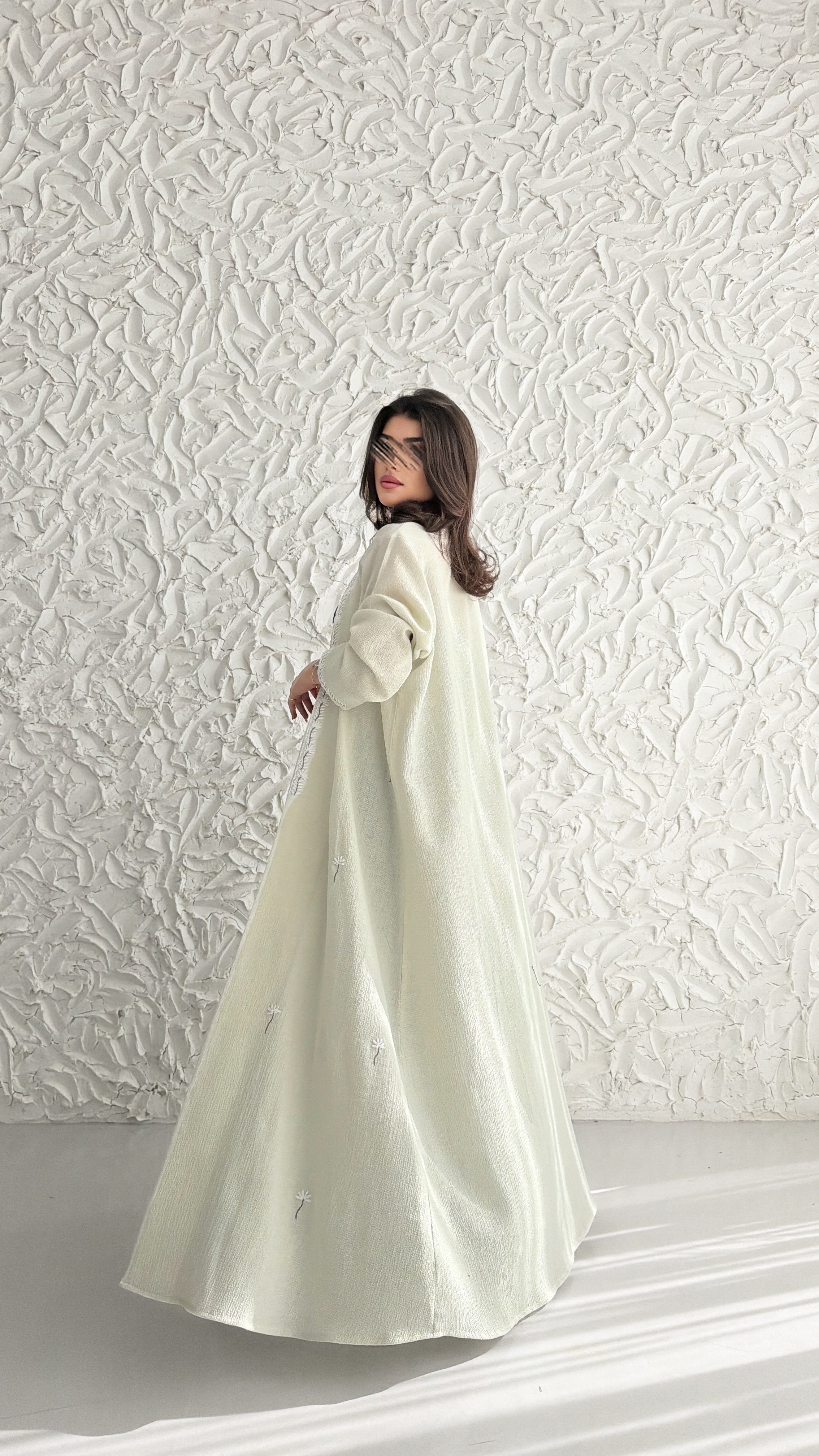 MW2054 - عباية لنن هندي قصه هينك تطريز يدوي - Aya