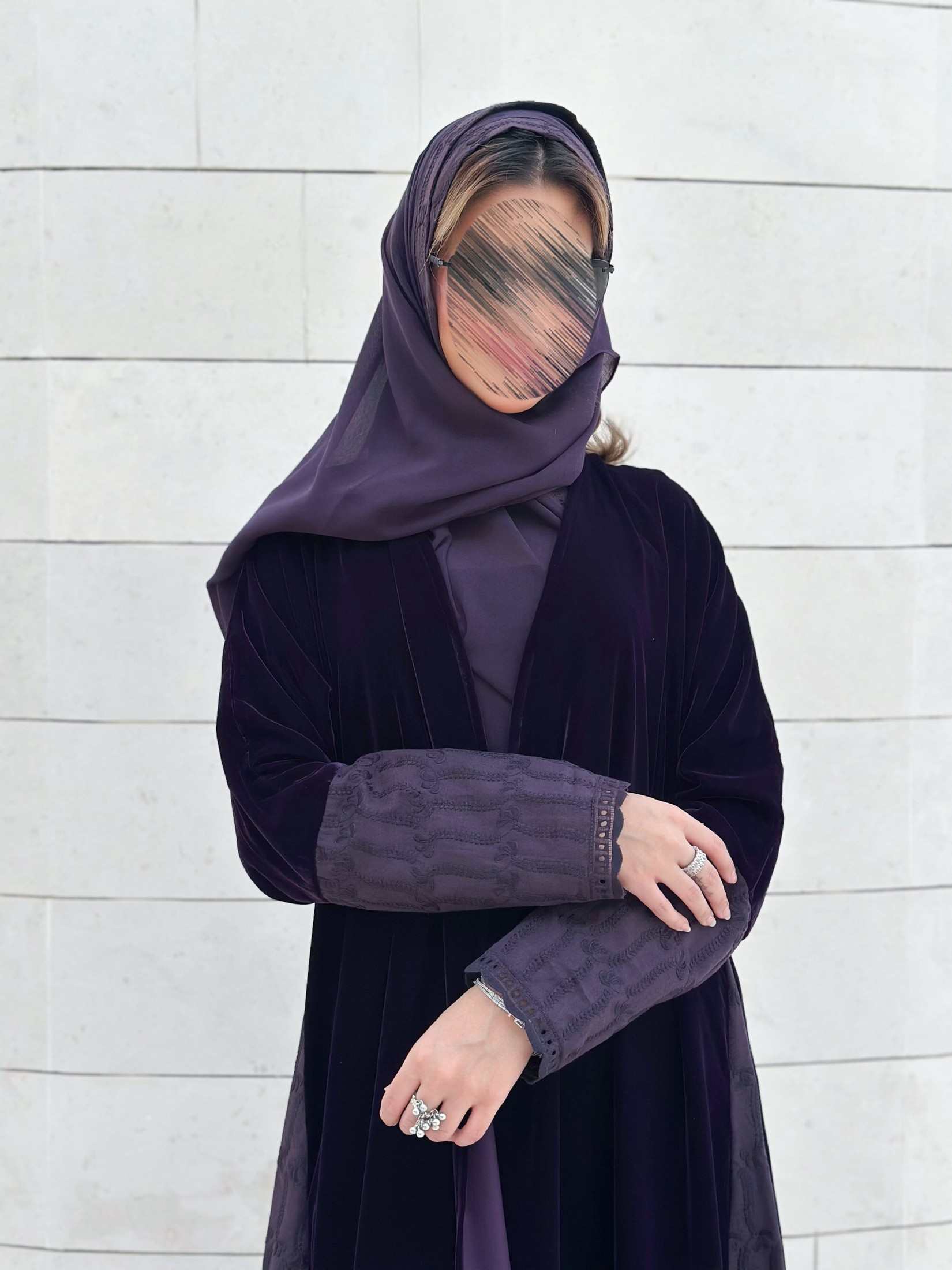 MWT721 - عباية ركامة مع مخمل - Aya