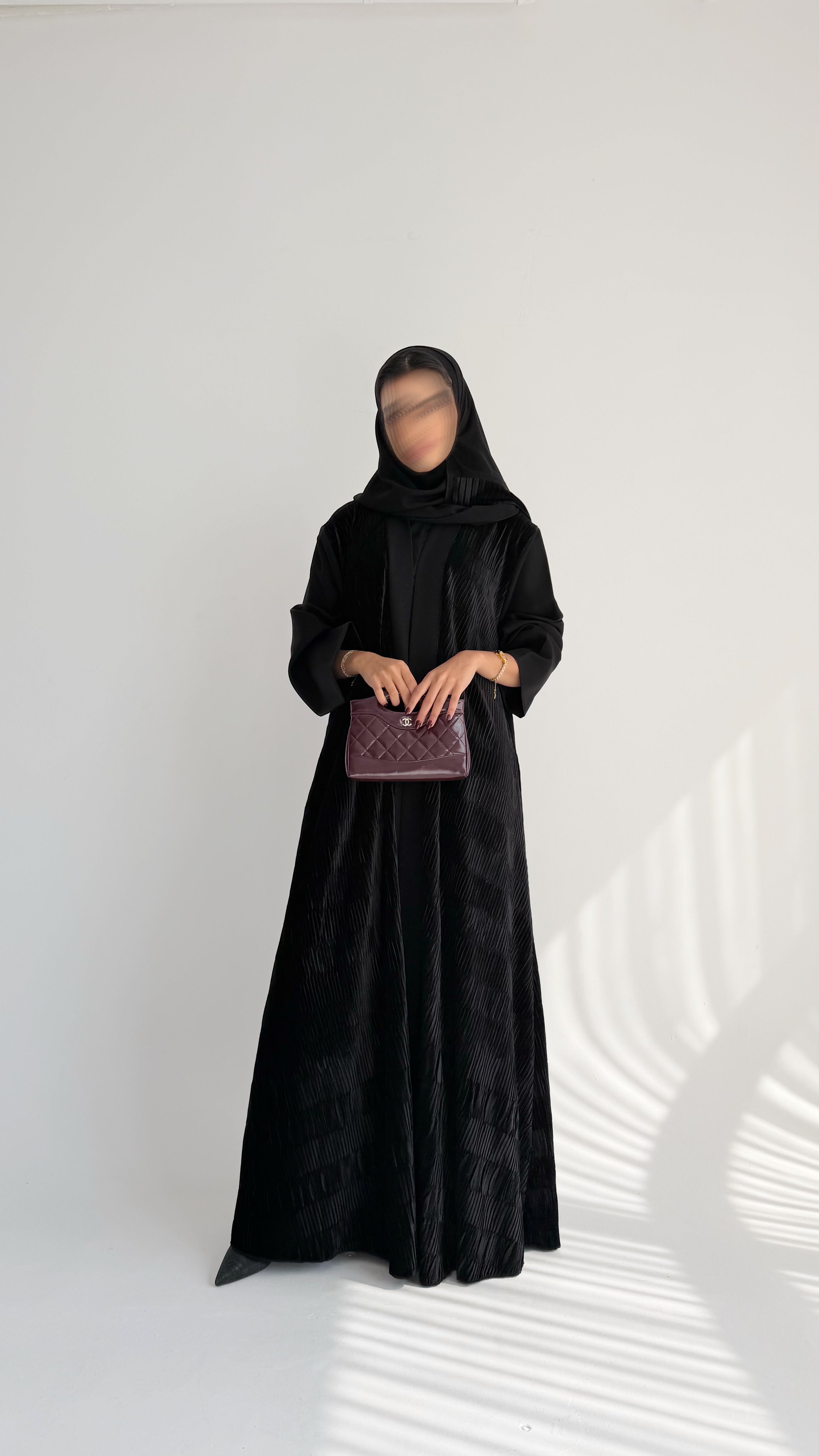 MW645 - Light Crepe Standing with Jacquard Half-Cloche