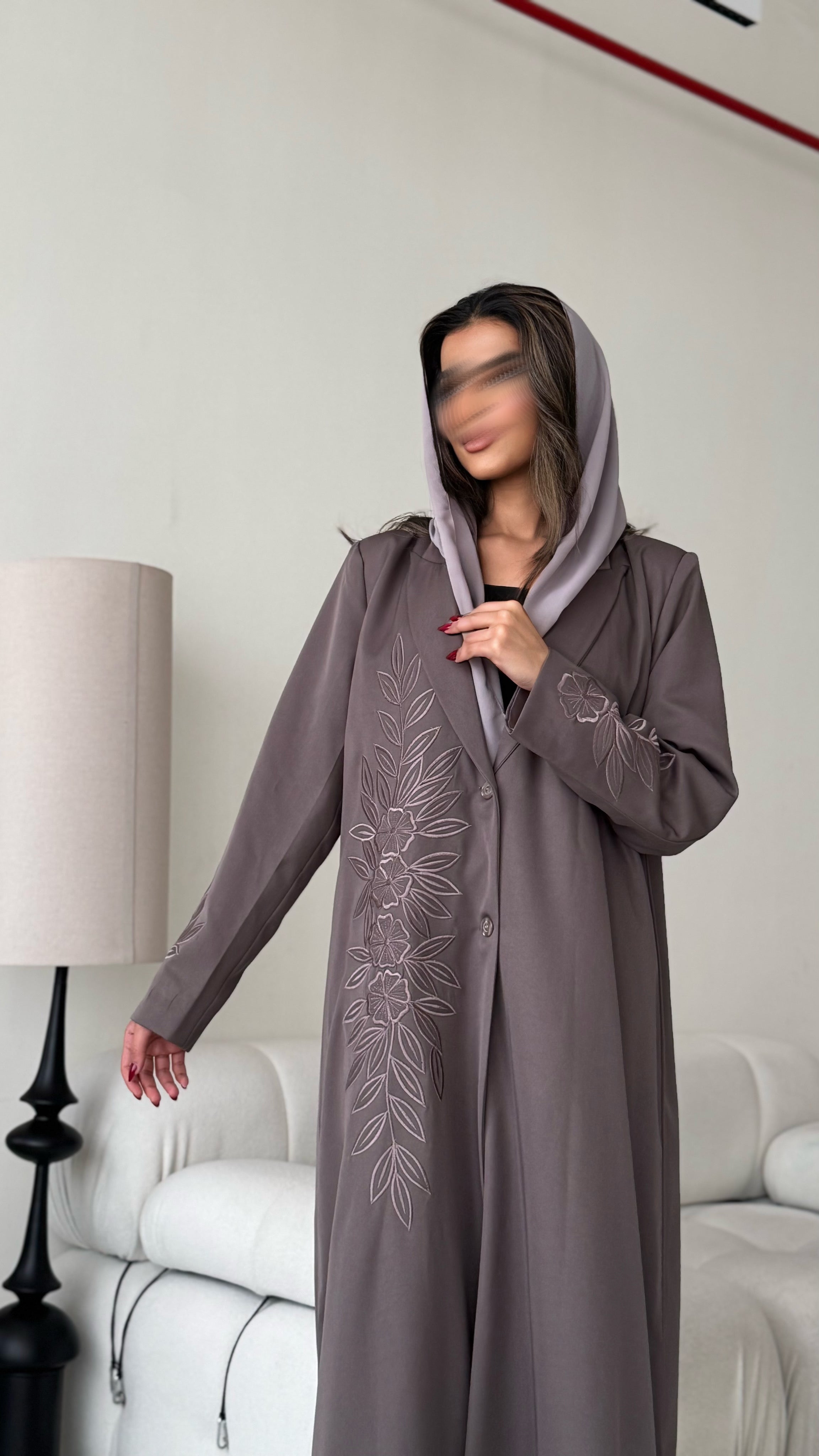MWT310 - عباية بتطريز بني - Aya