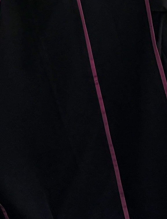 MW2109 - عباية كريب انيقة بقصه نص كلوش عصرية - Aya