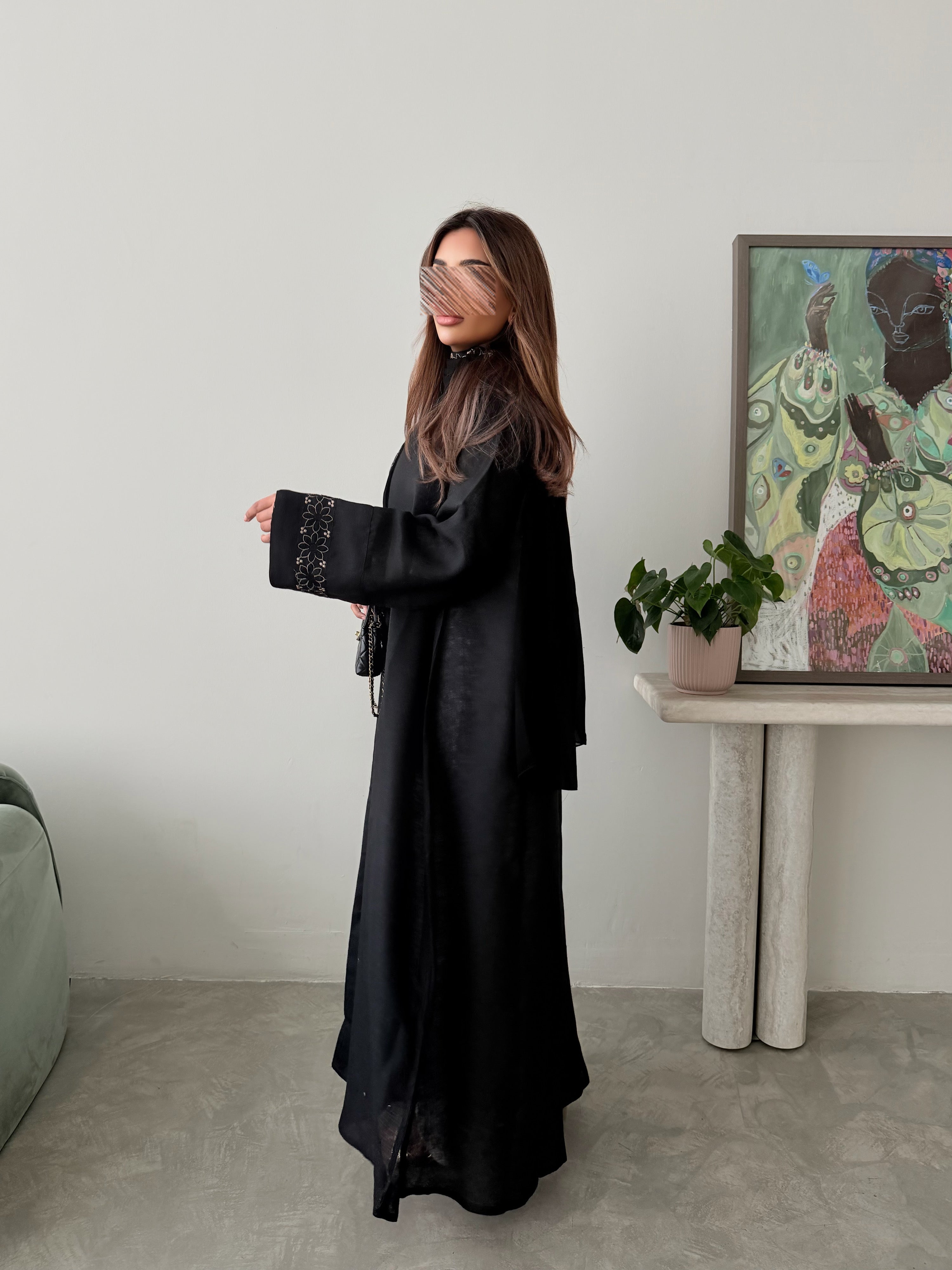 MWT5046 - قماش كريب اسود مع قماش لينن اسود مطرز قصة كلوش - Aya