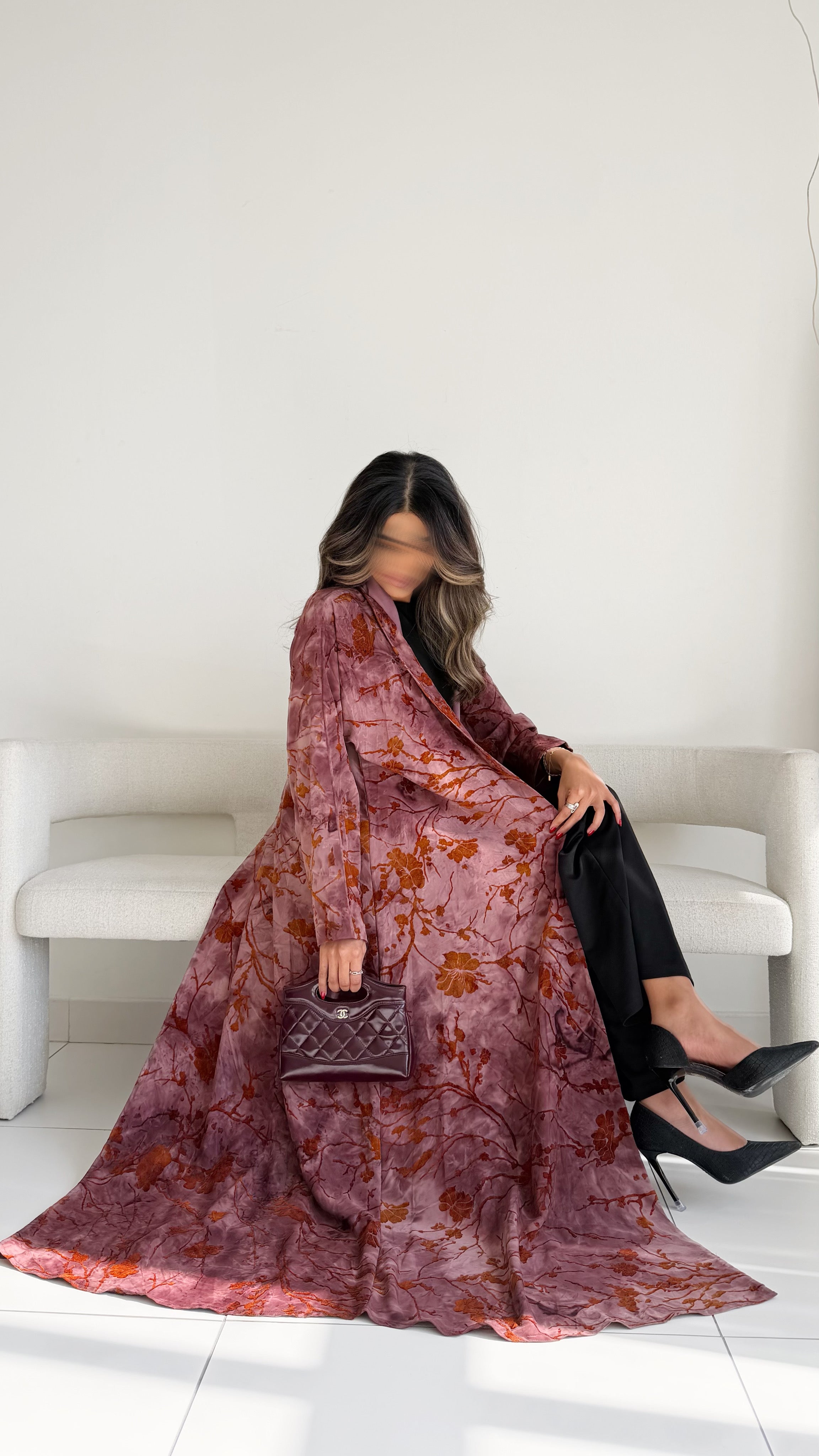 MW645 - Light Crepe Standing with Jacquard Half-Cloche