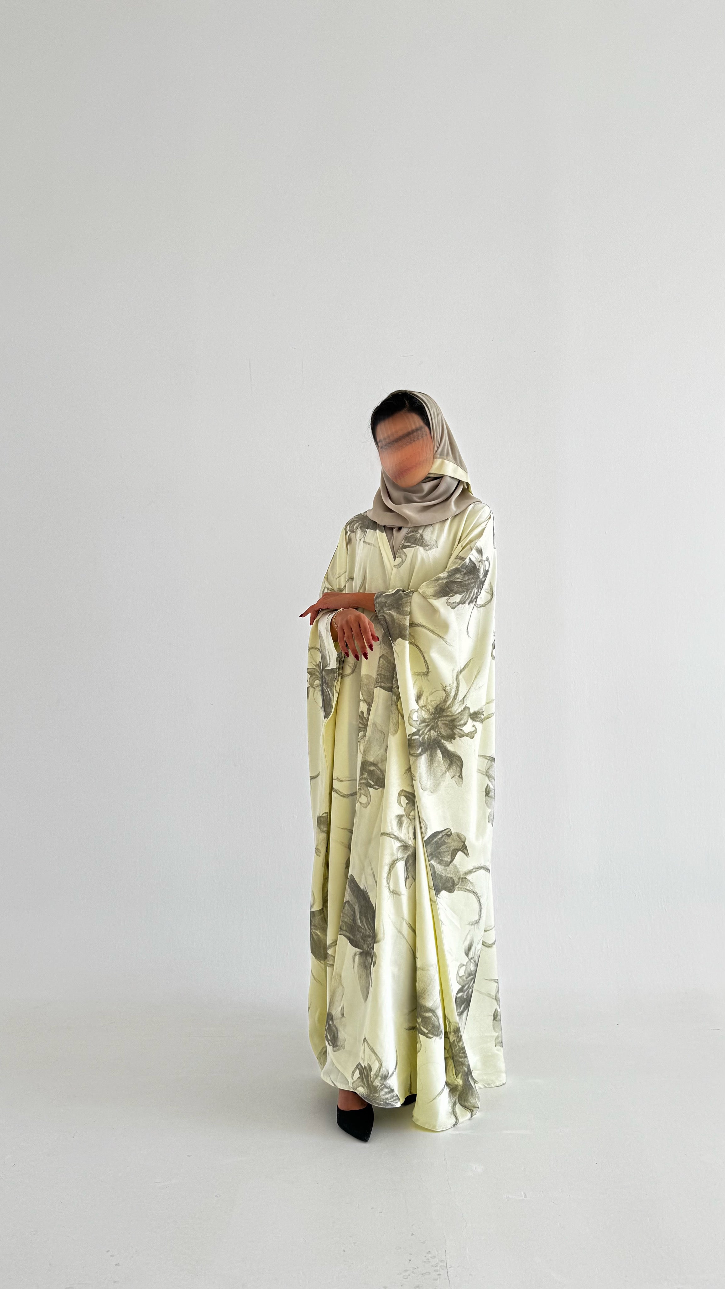 MW1728 - عباية تفتة جاكار - Aya