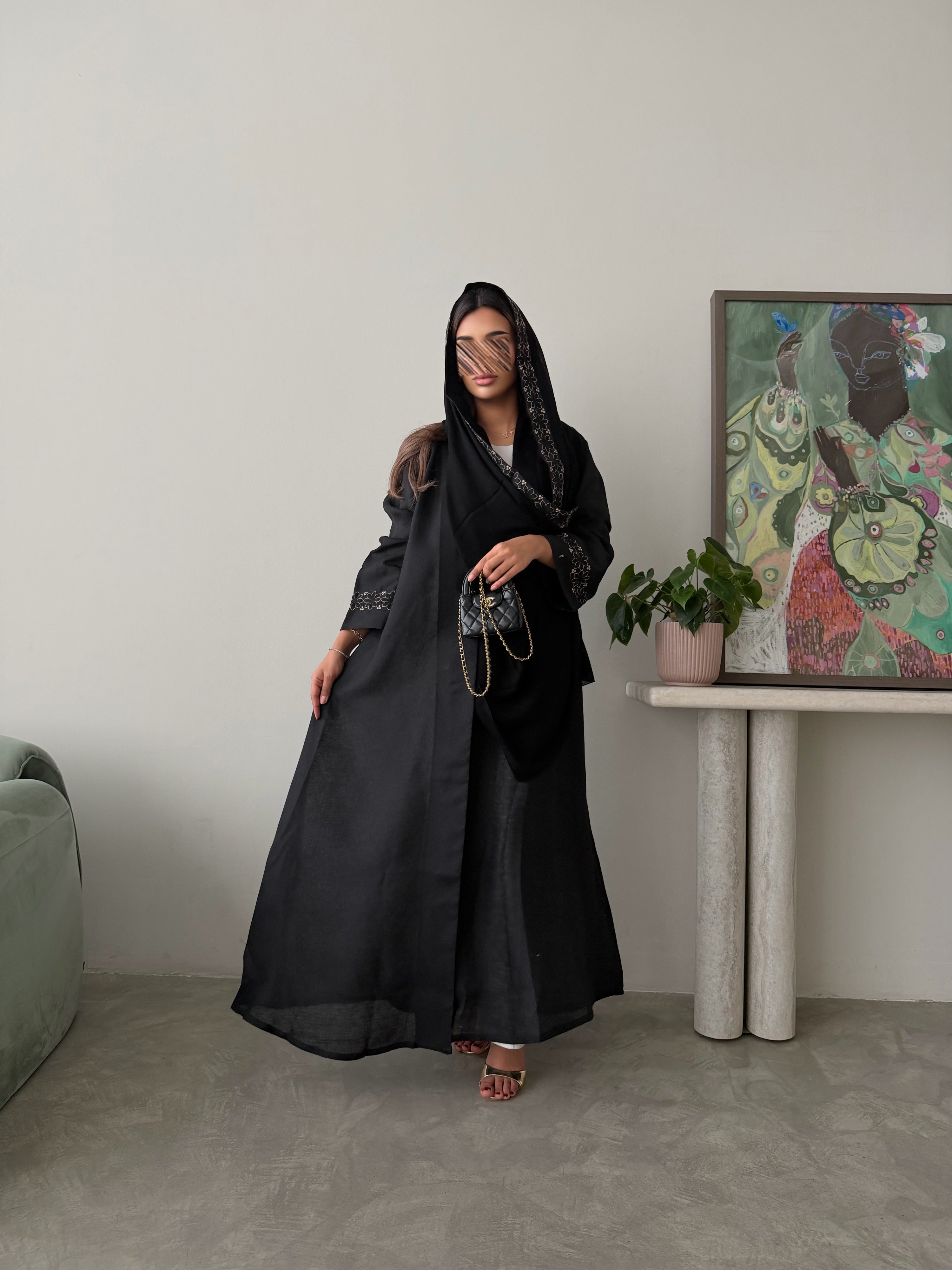 MWT5046 - قماش كريب اسود مع قماش لينن اسود مطرز قصة كلوش - Aya