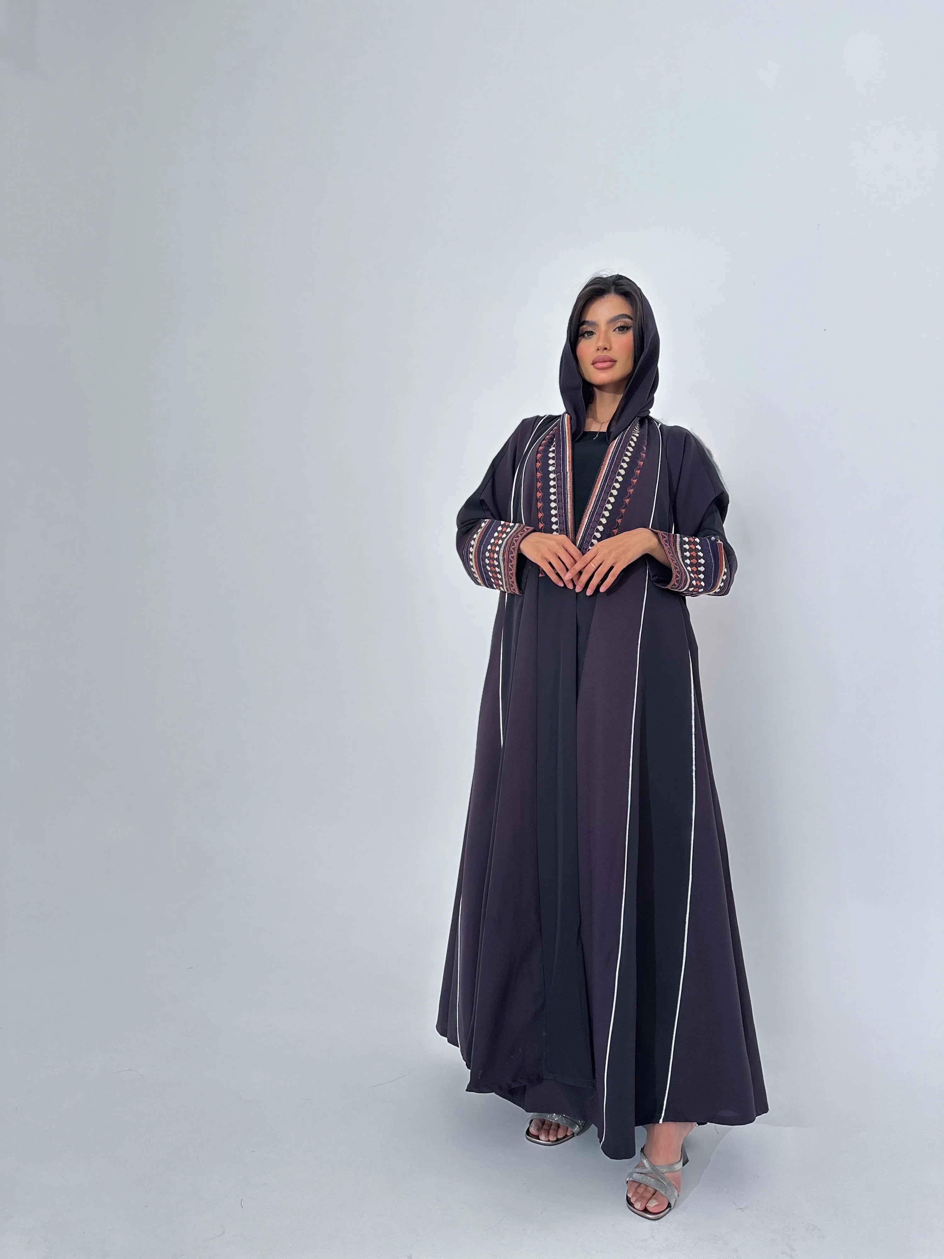 MW1252 - كتان مطرز نص كلوش - Aya