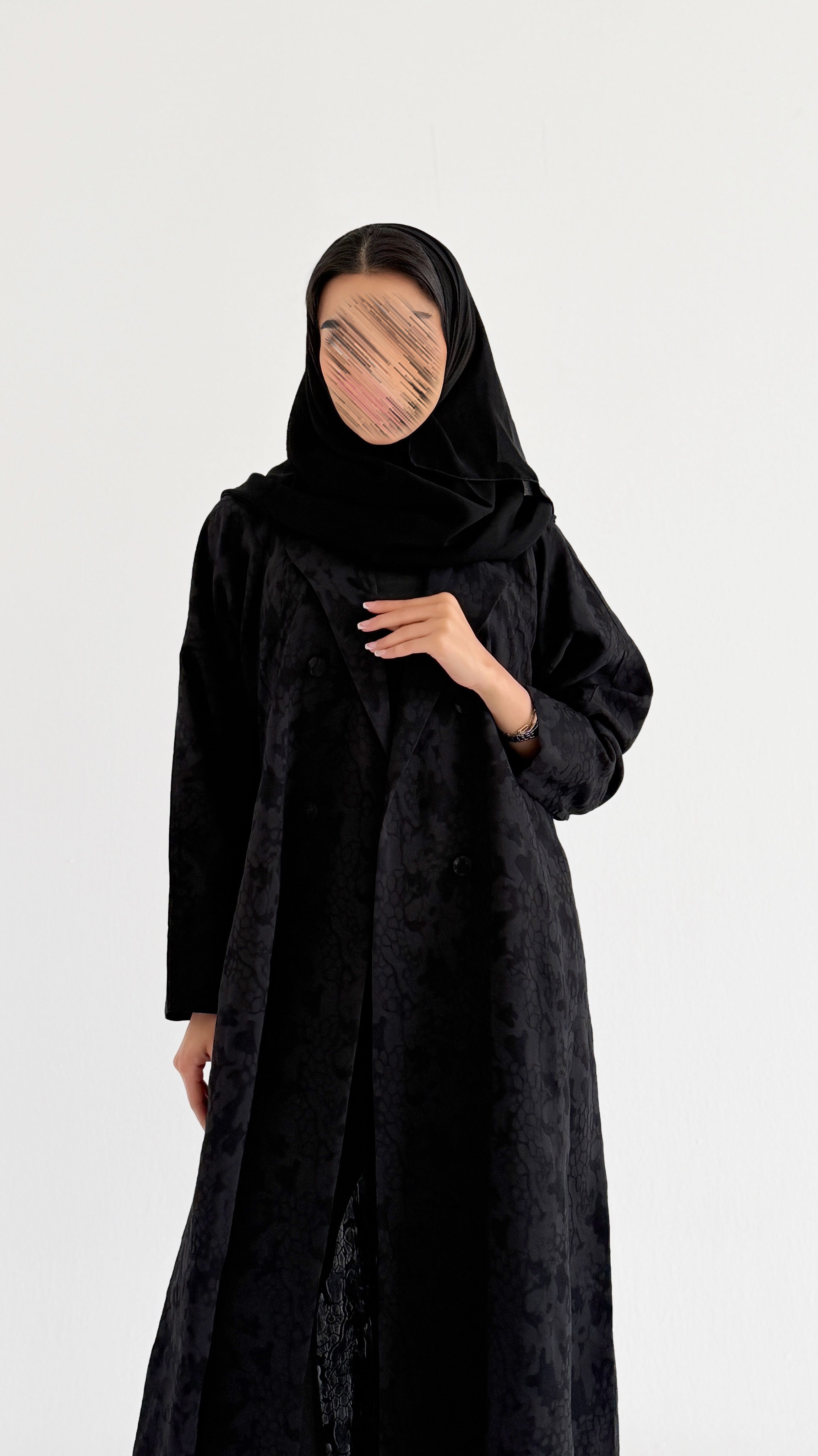 MW2126 - عباية جاكار أنيقة بقصّة بليزر عصرية - Aya