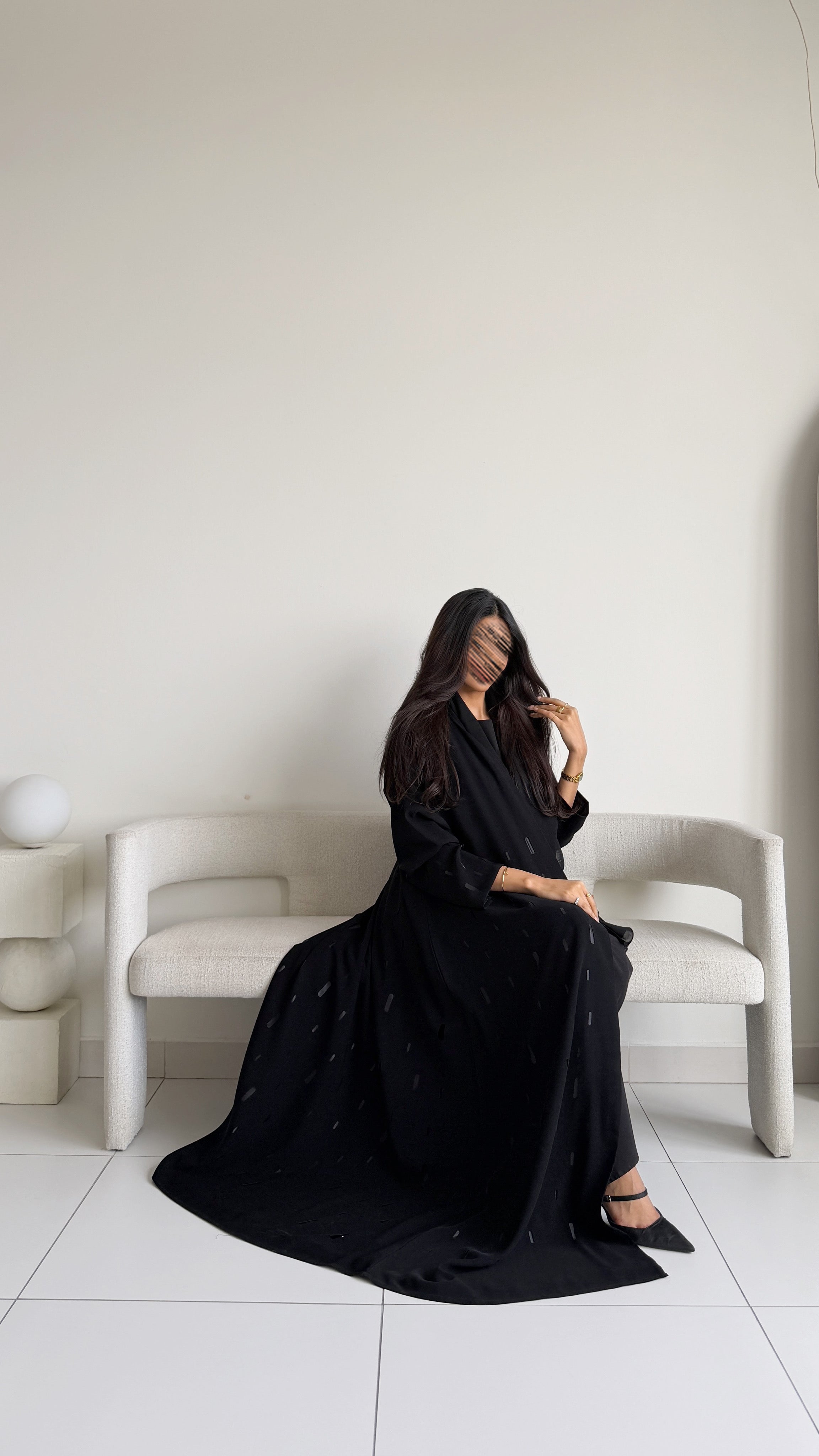 MWT1153 - عباية كريب مع اضافة تخريم صيفي على القماش - Aya