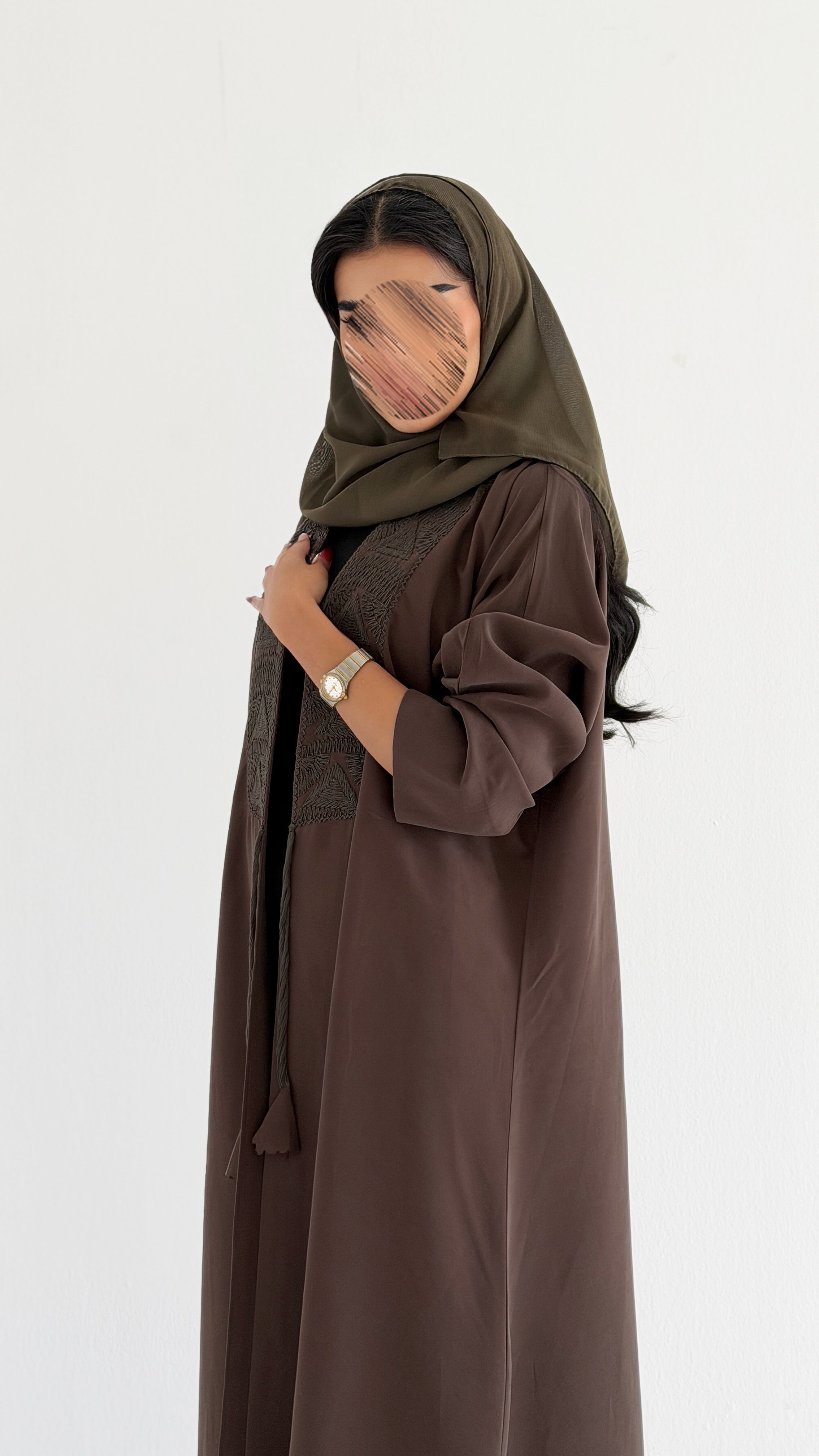 MWT1079 - عباية بتطريز بالامام - Aya