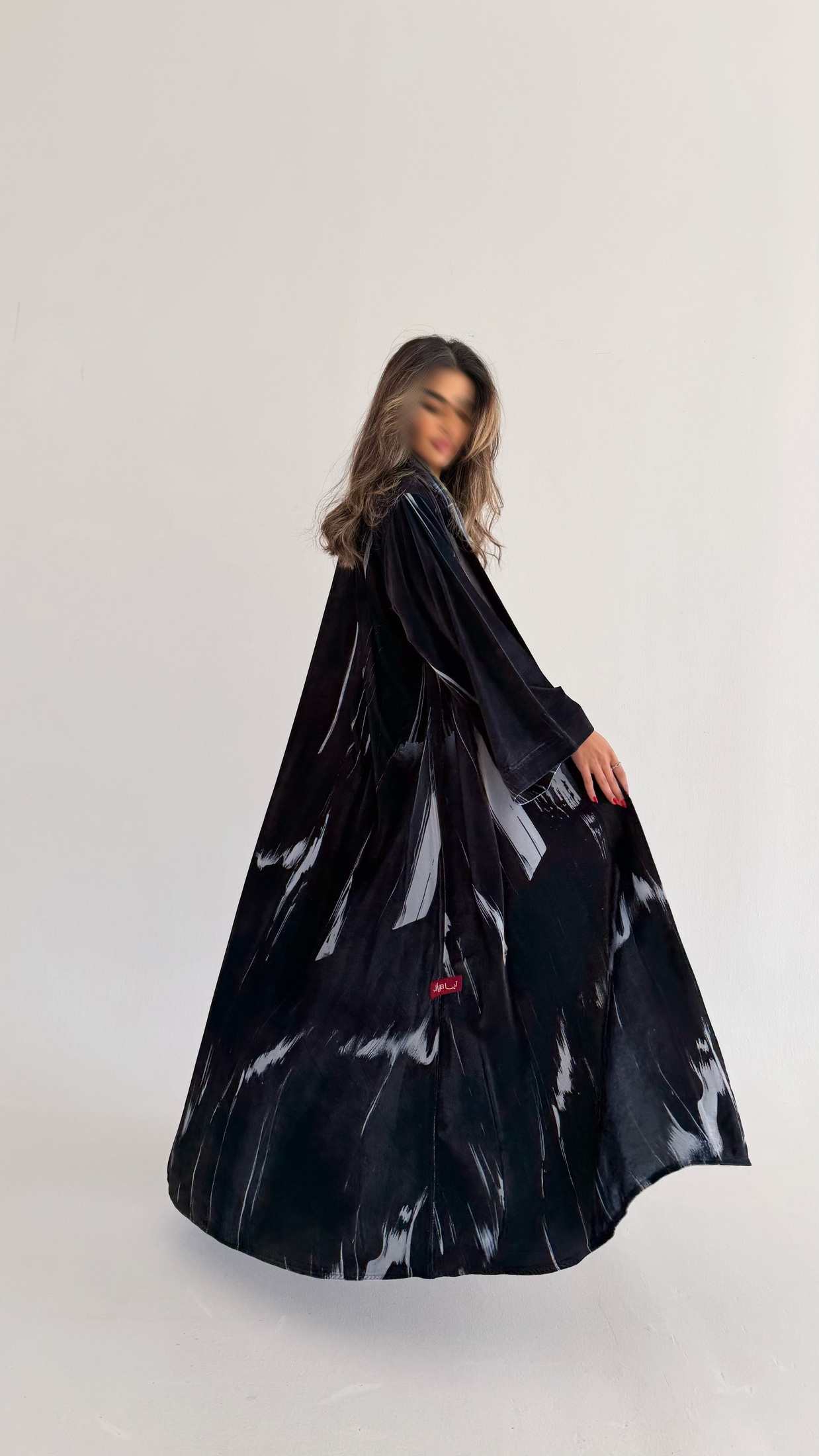 MWT613 - عباية مخمل طباعة - Aya