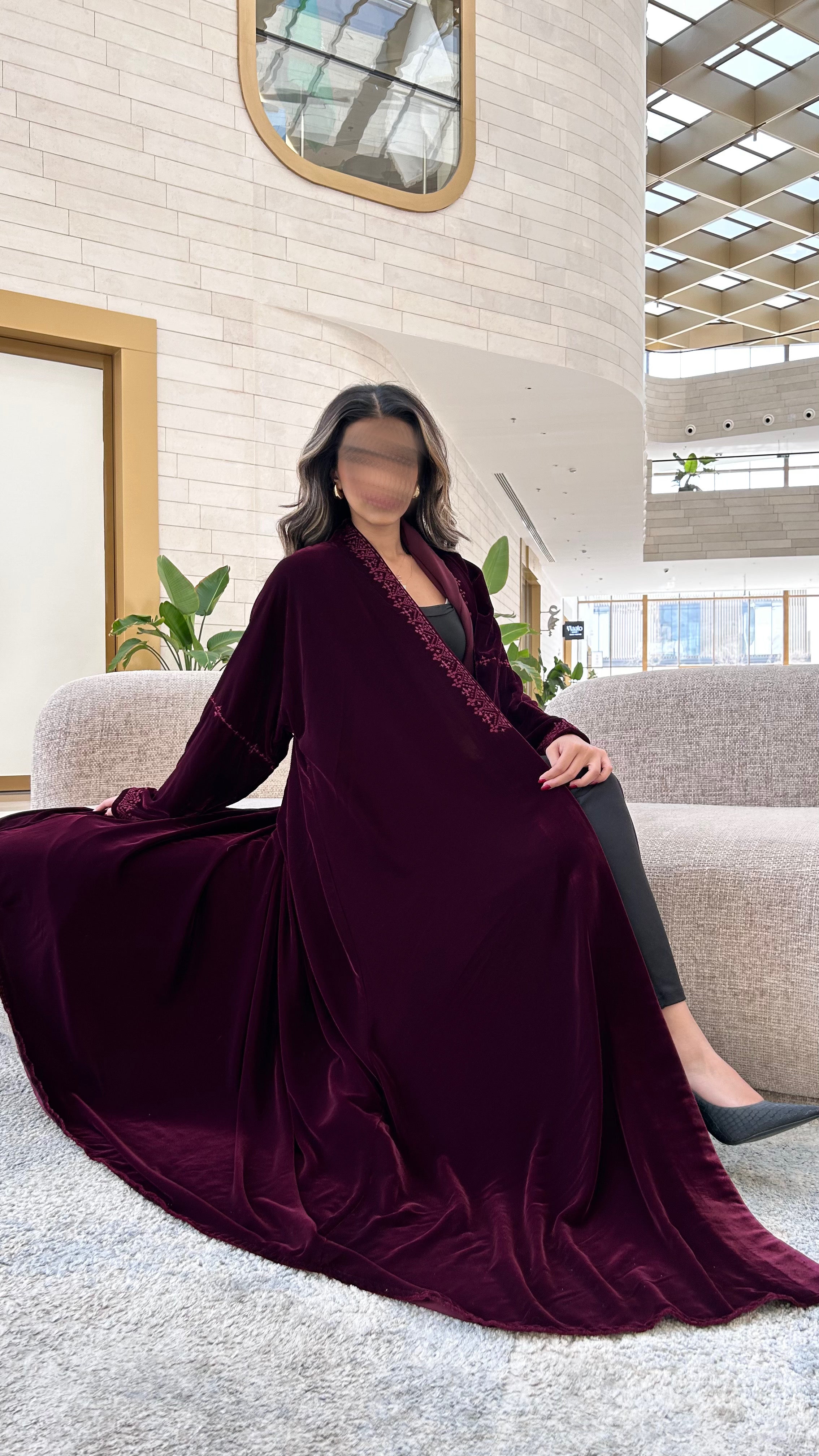 MWT641 - عباية عنابي مخمل تطريز - Aya