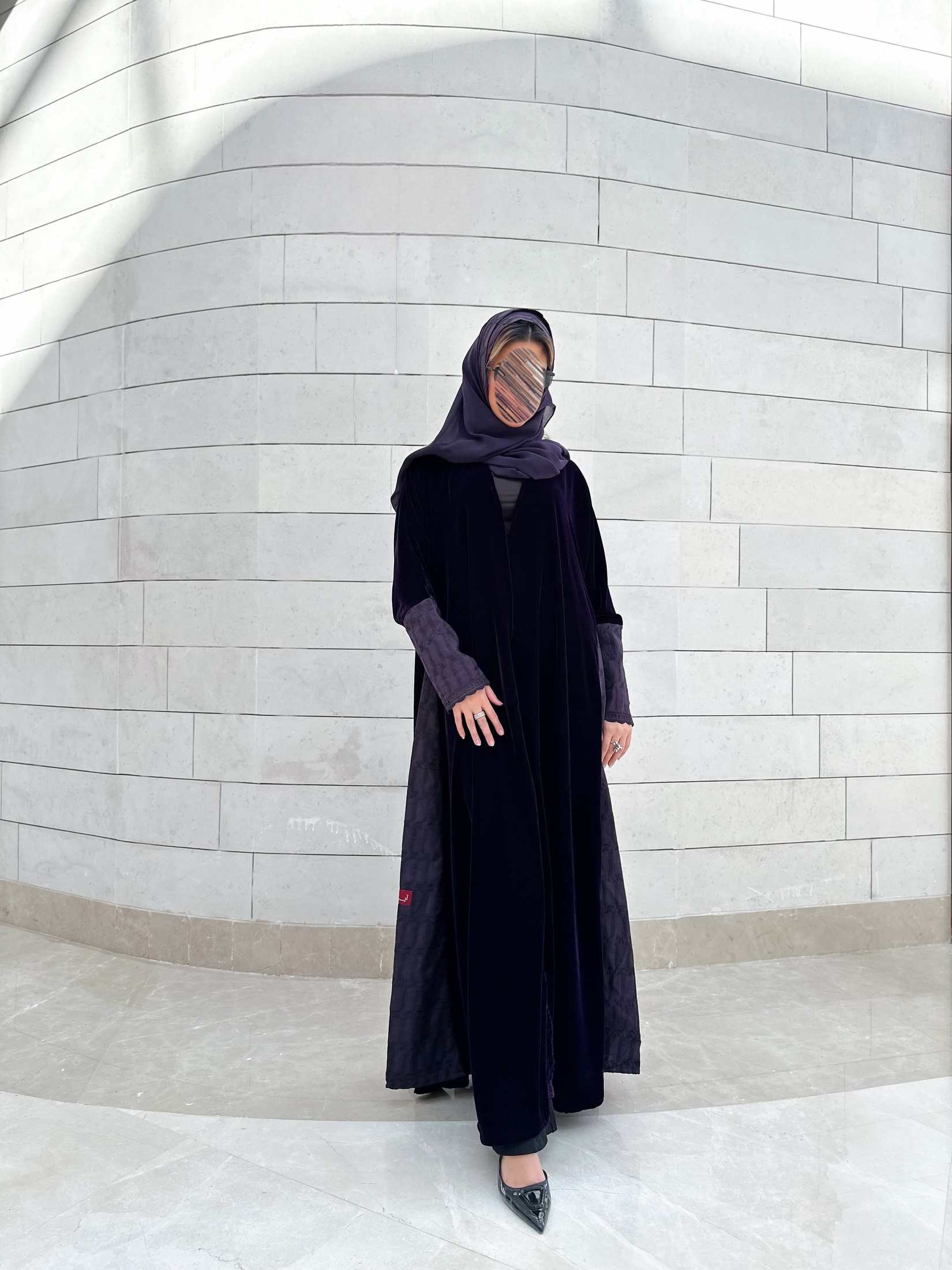 MWT721 - عباية ركامة مع مخمل - Aya