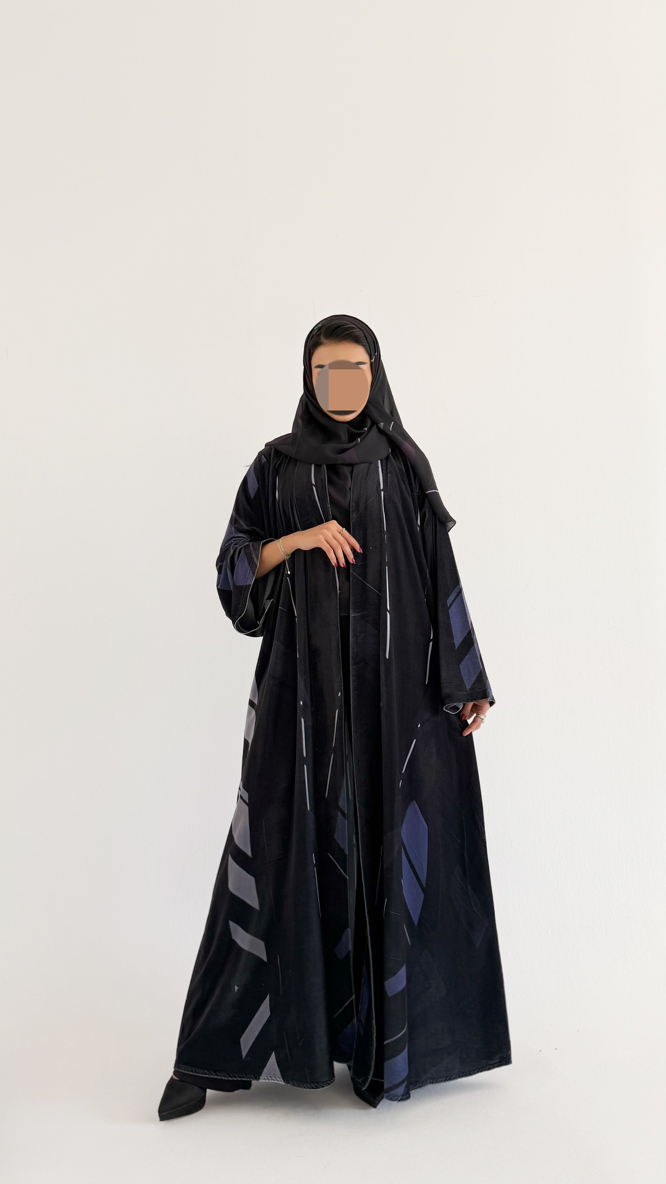 MWT885 - عباية مخمل طباعة - Aya