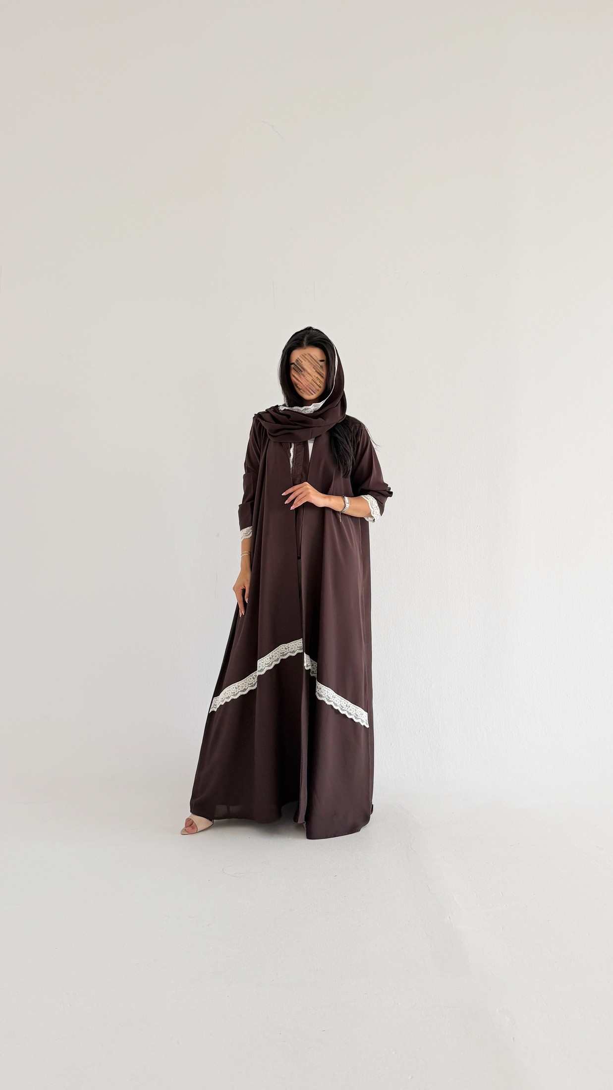 MW2164 - عبايه كريب مع اضافه كلفه مميزه وحصرية - Aya