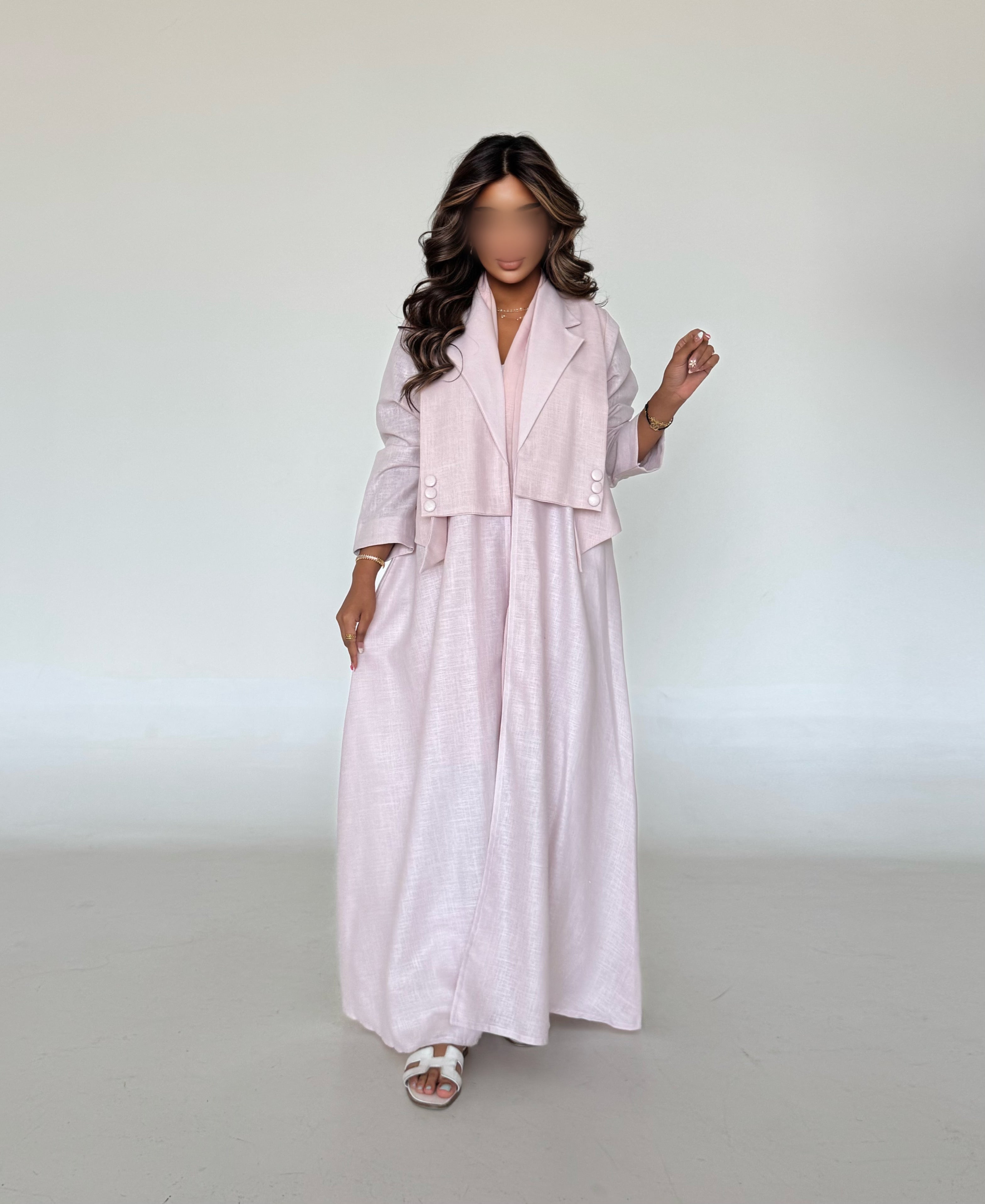 MW645 - Light Crepe Standing with Jacquard Half-Cloche