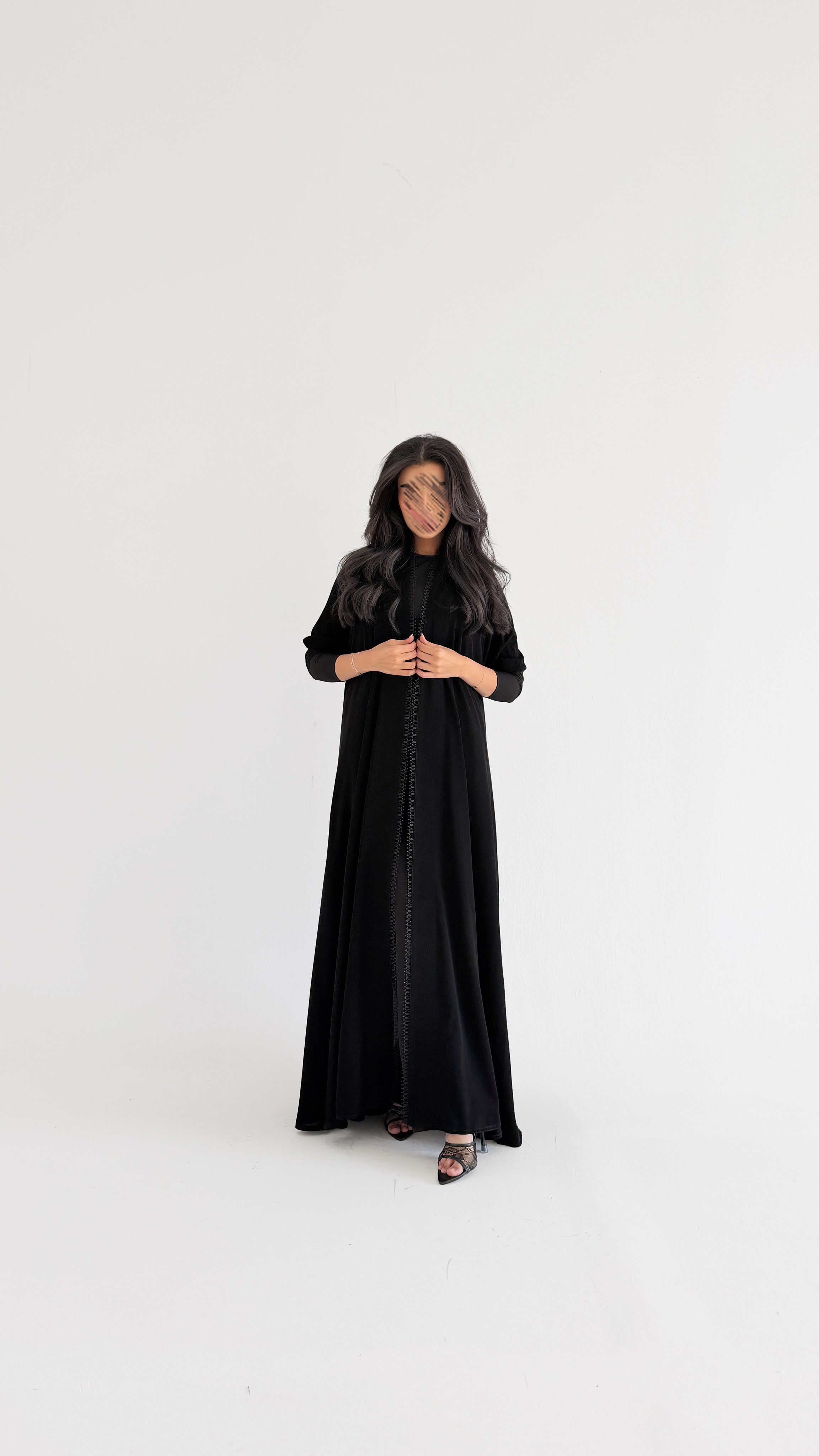 MW2039 - عبايه ملكي مع اضافه كم سترتش - Aya