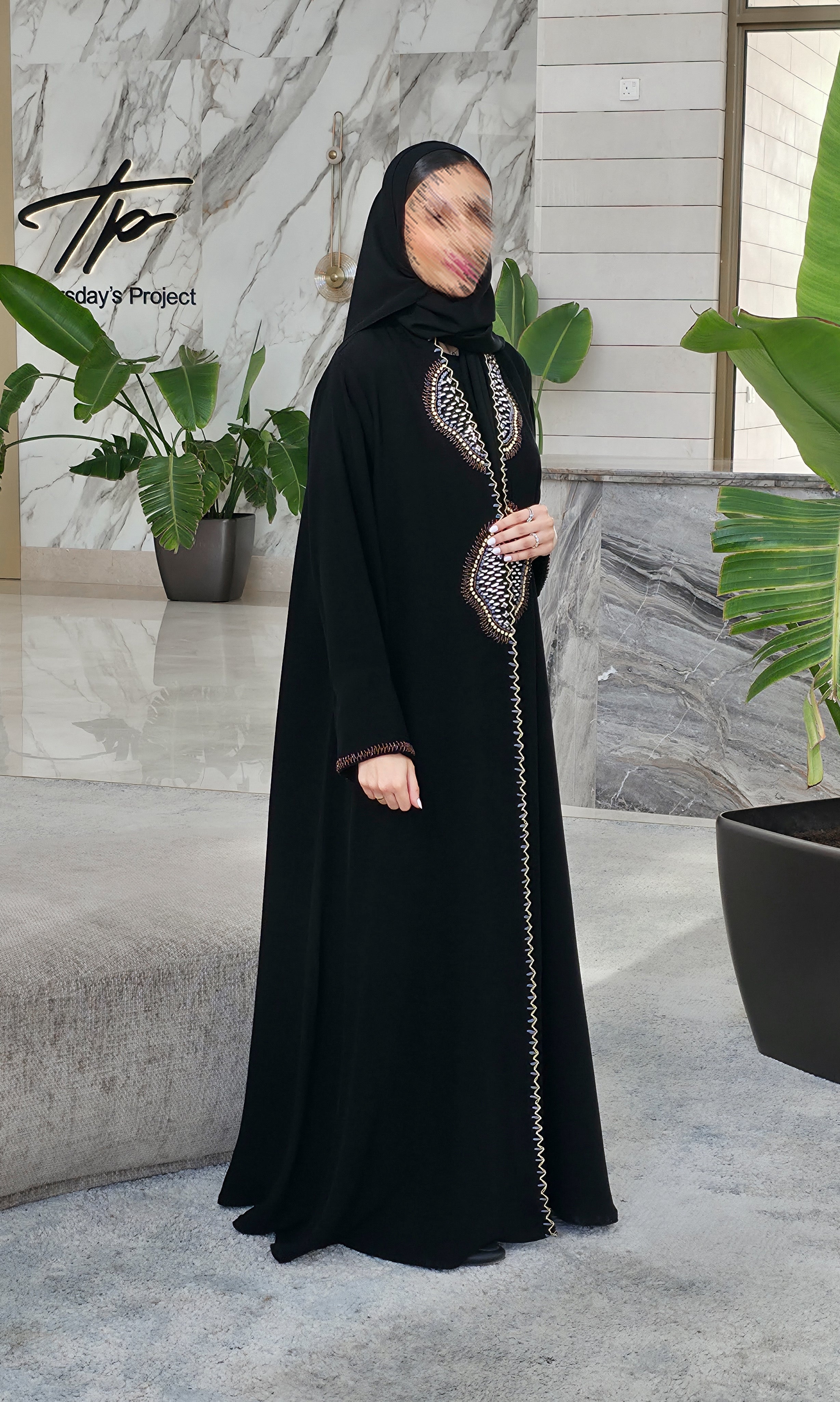 MWT637 - عباية اسود تطريز وشك - Aya