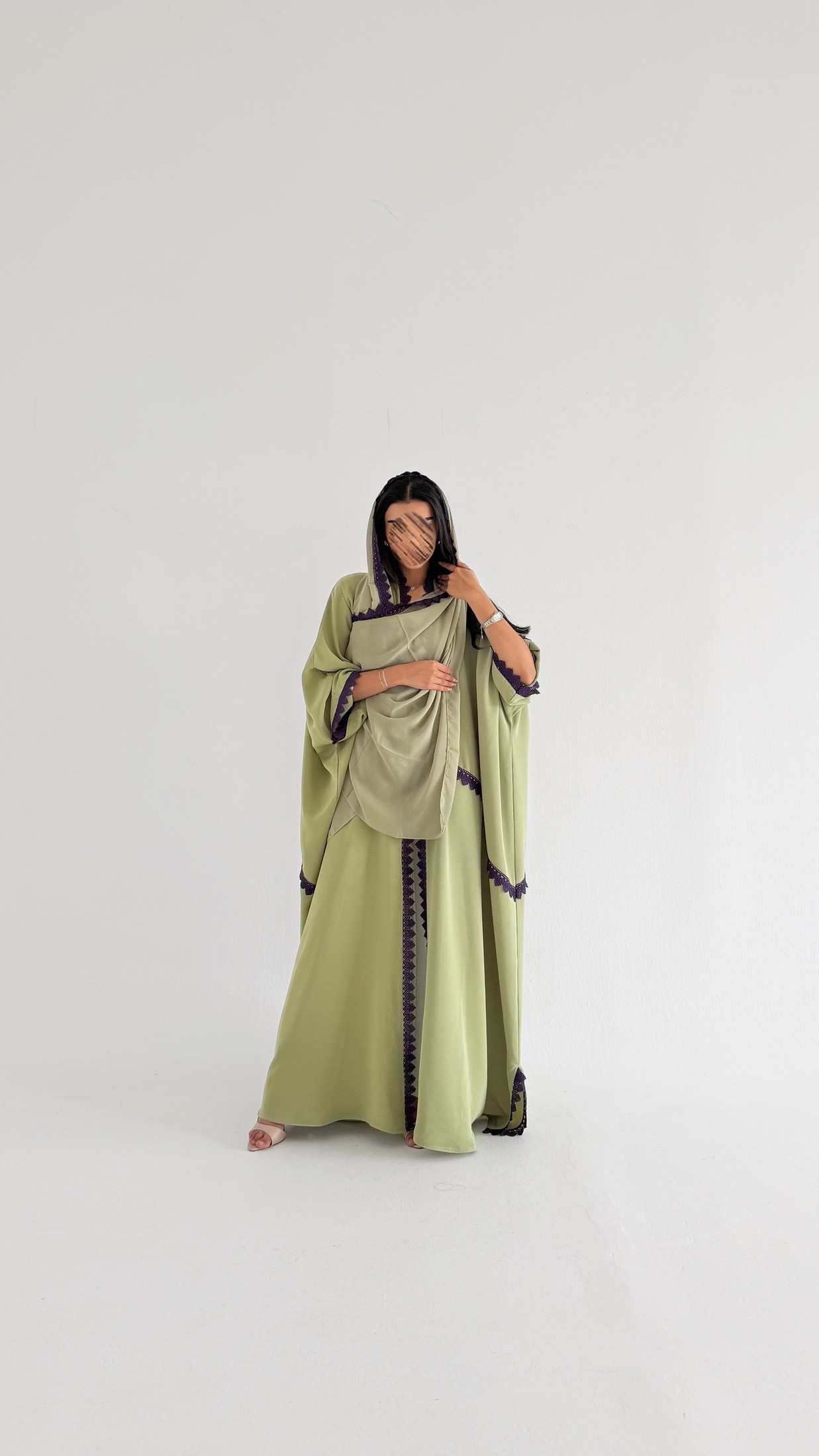 MW2160 - عبايه كريب مع اضافه كلفه مميزه وحصرية - Aya