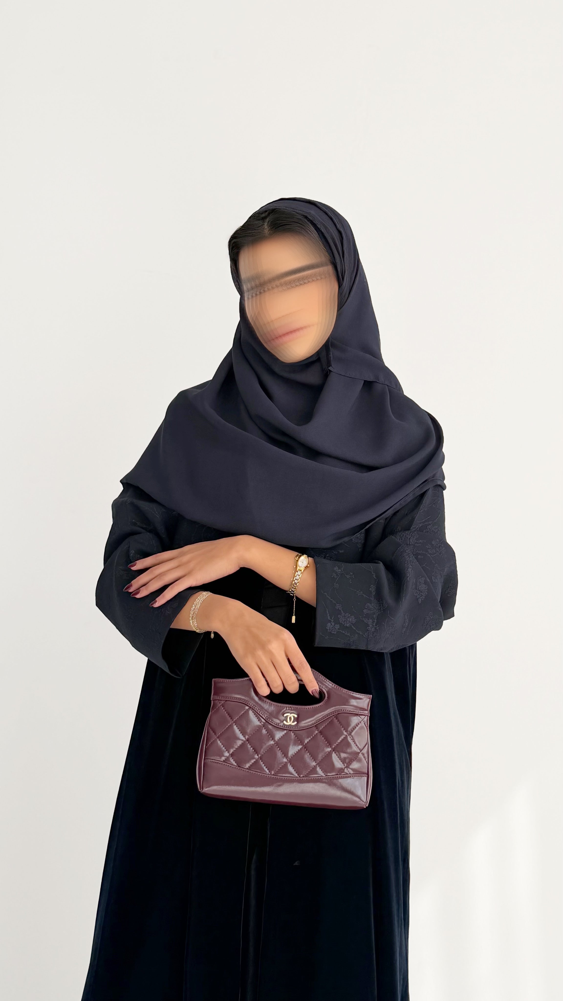 MW645 - Light Crepe Standing with Jacquard Half-Cloche