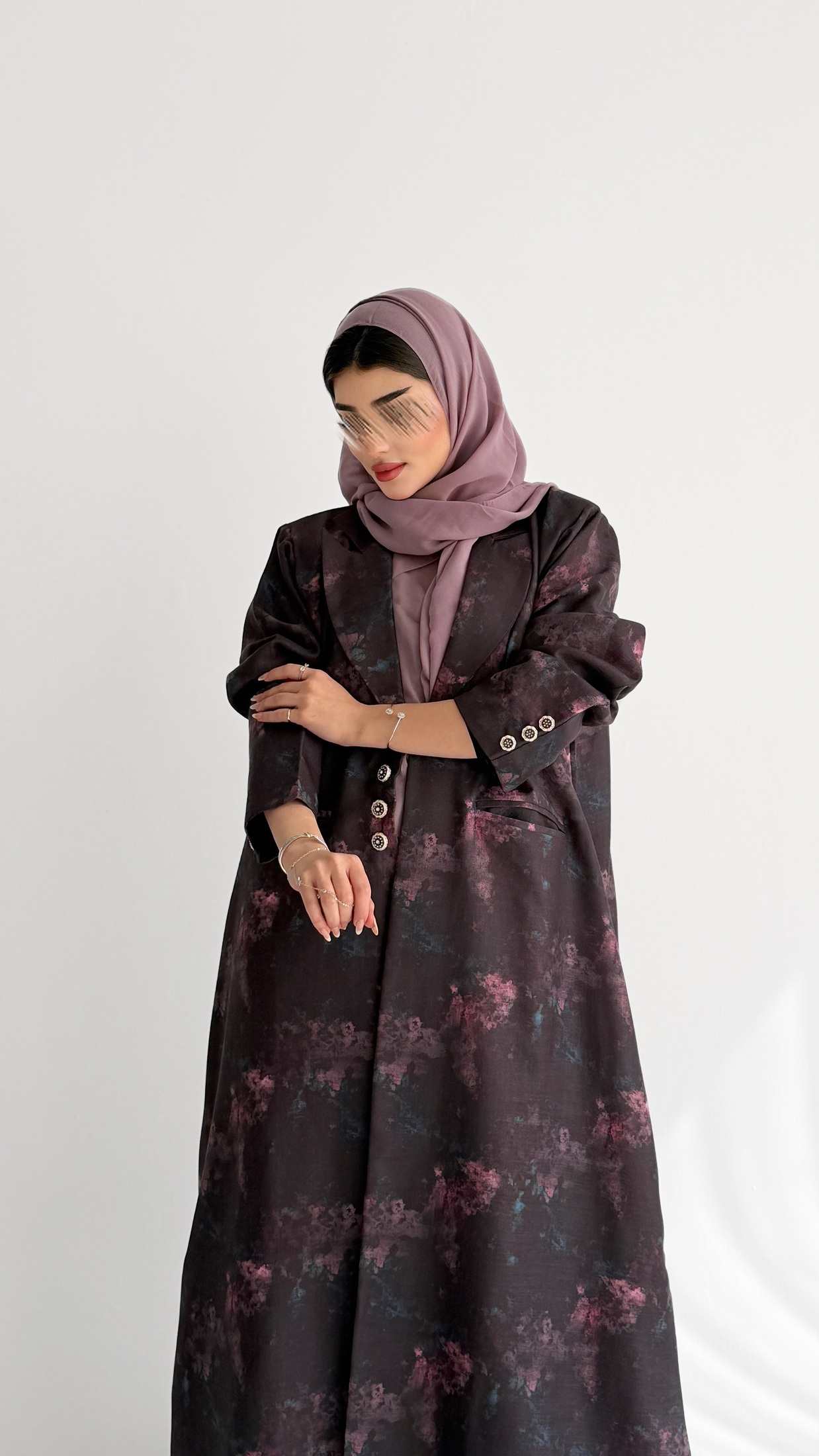 MWT1037 - عباية بليزر طباعة | Printed Blazer Abaya - Aya