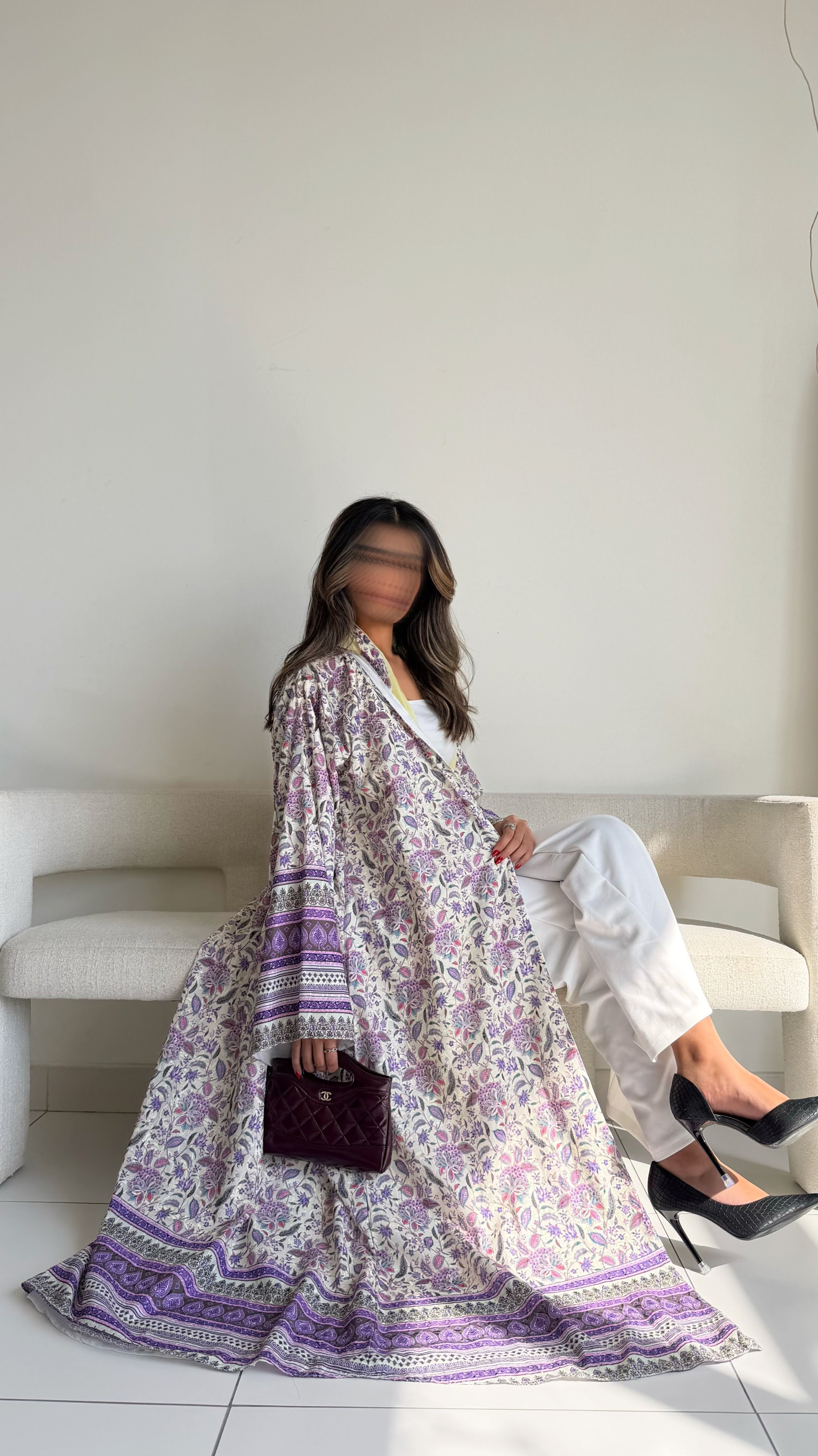 MW645 - Light Crepe Standing with Jacquard Half-Cloche