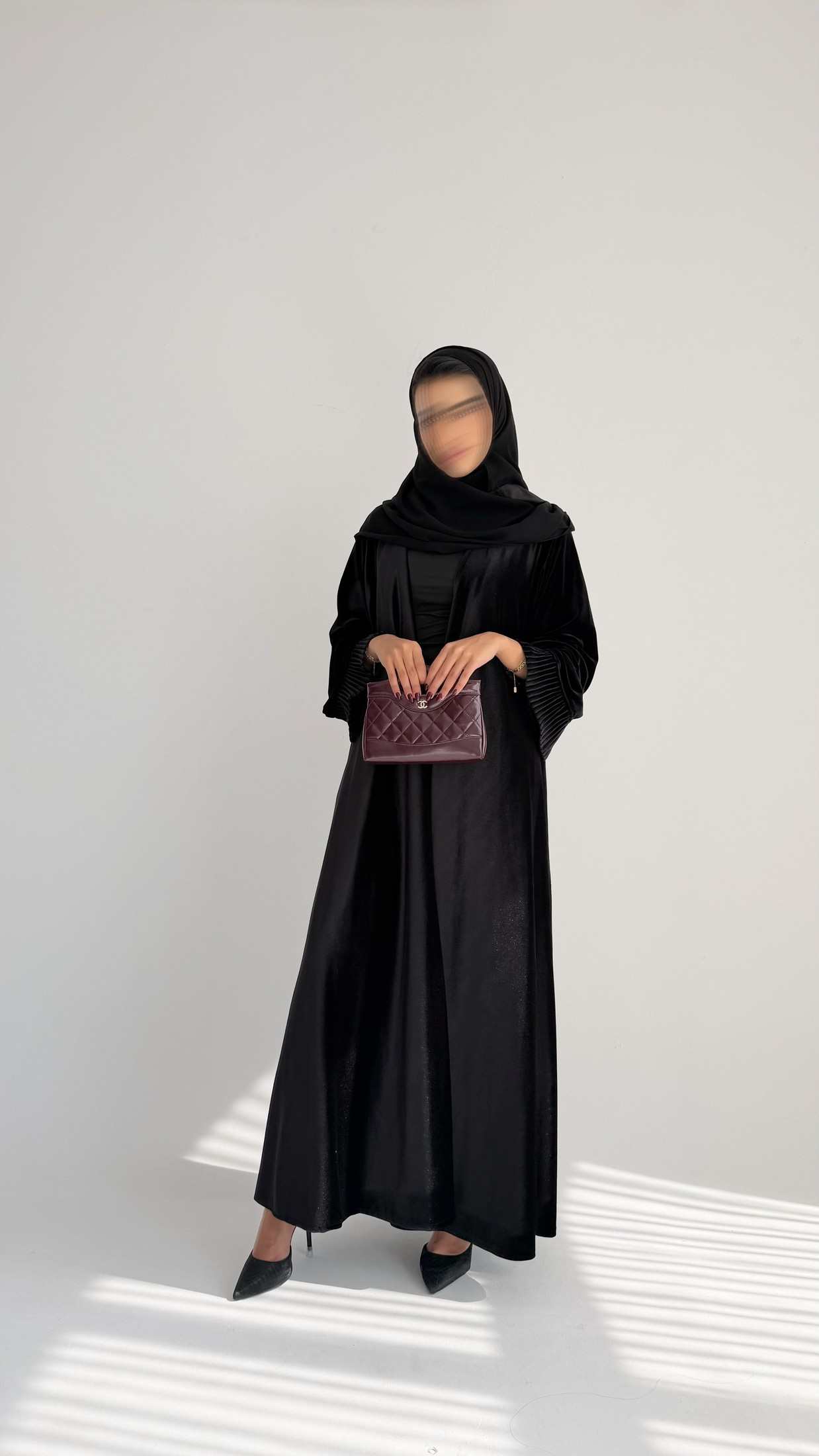 MWT878 - عباية مخمل بيليسية - Aya