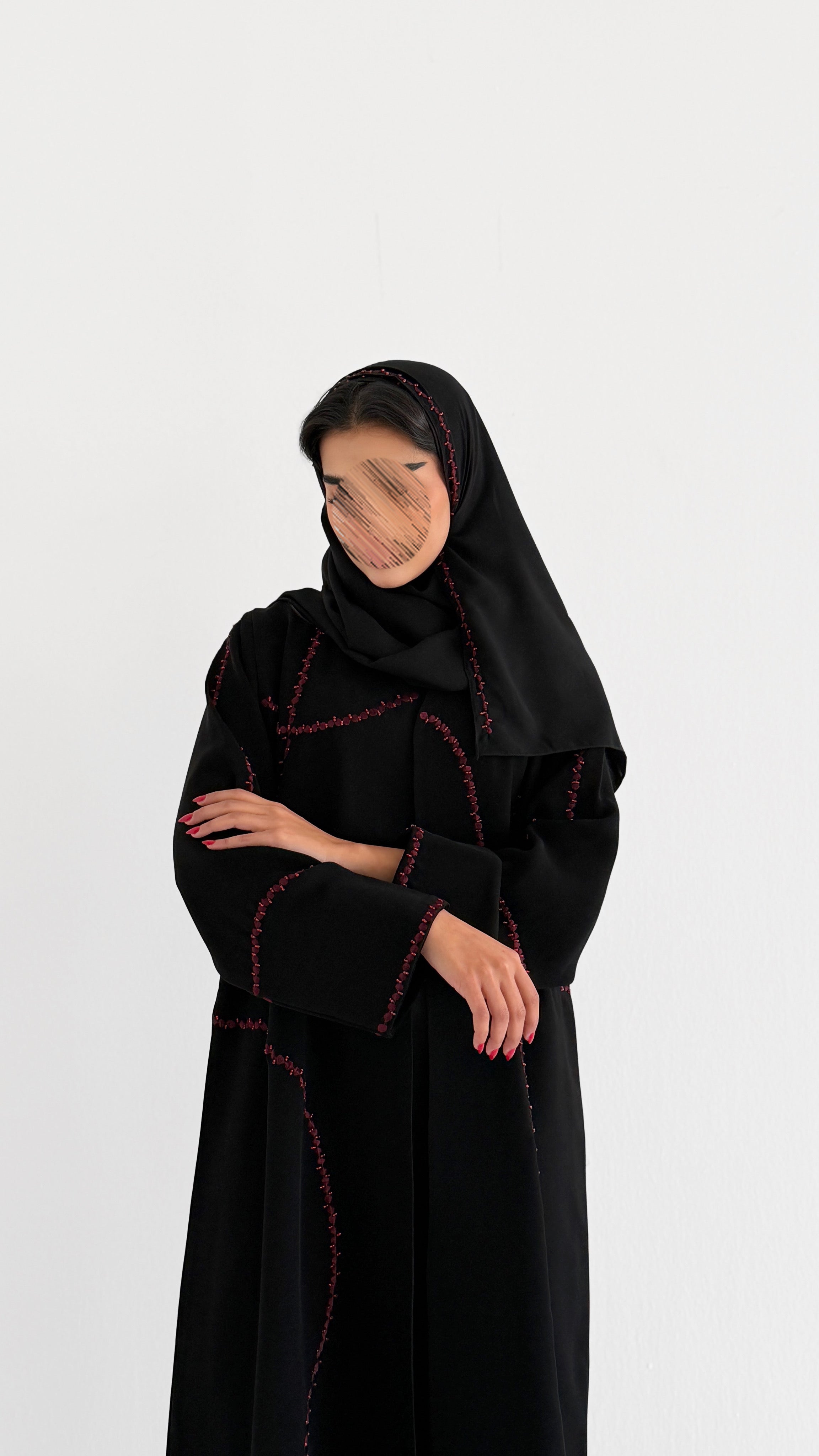 MW2046 - عبايه كريب مع اضافة تطريز شغل اليد - Aya